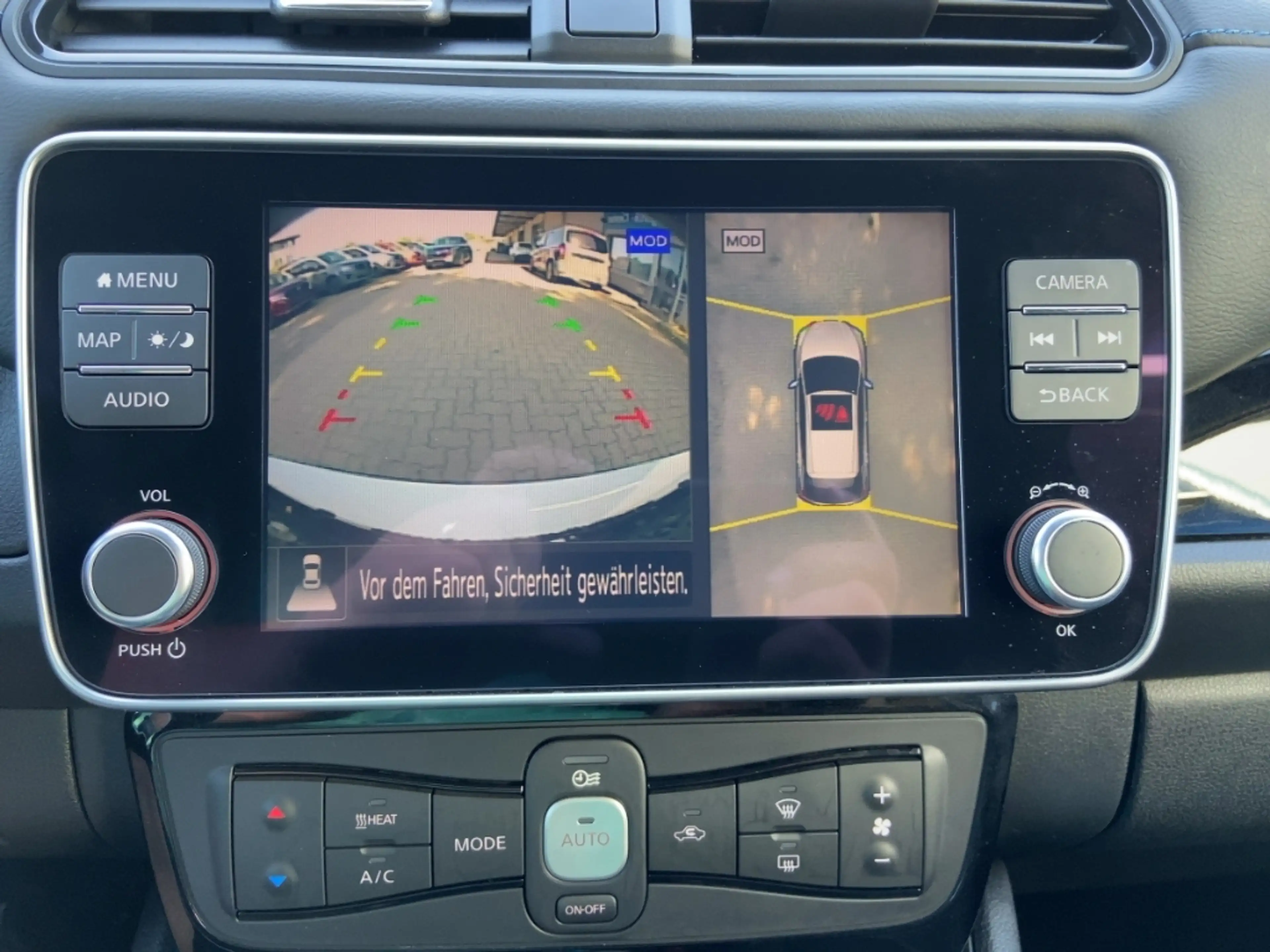 Nissan Leaf N-Connecta 40kWh/ProPILOT/Navi/360°/Winter — photo 12
