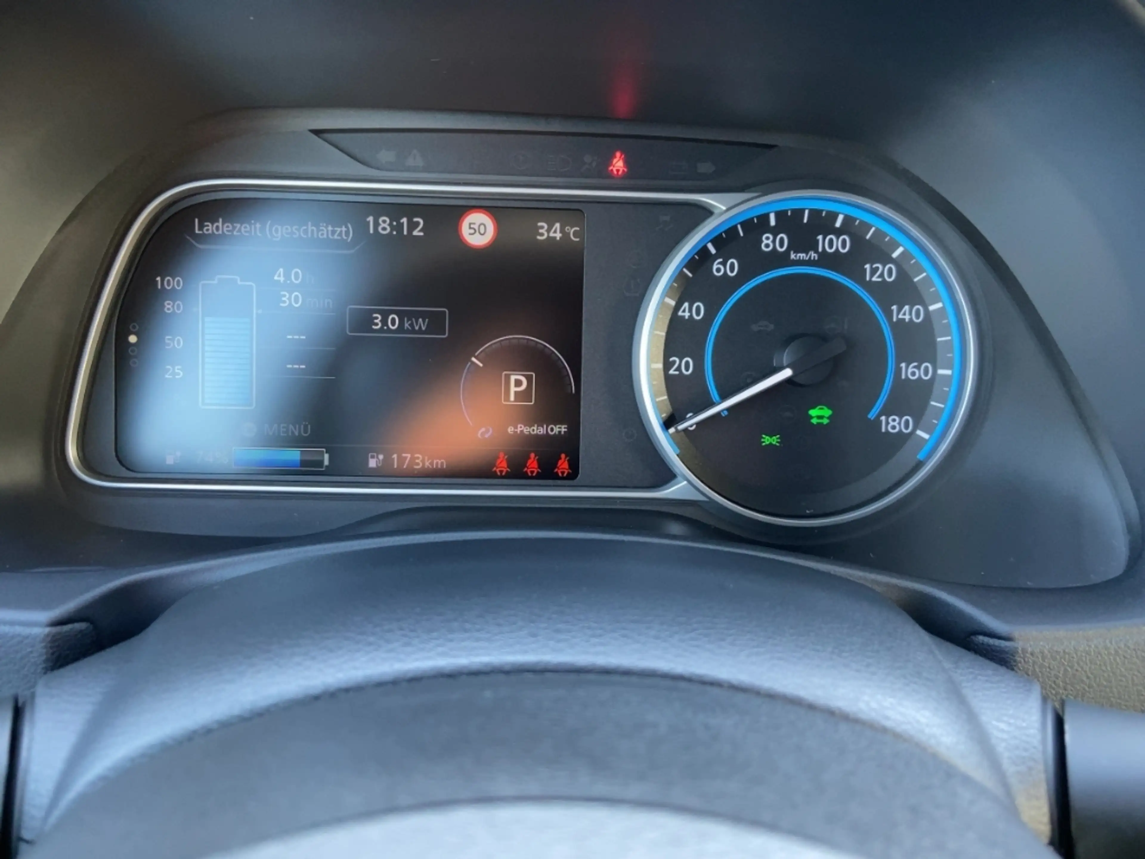 Nissan Leaf N-Connecta 40kWh/ProPILOT/Navi/360°/Winter — photo 9