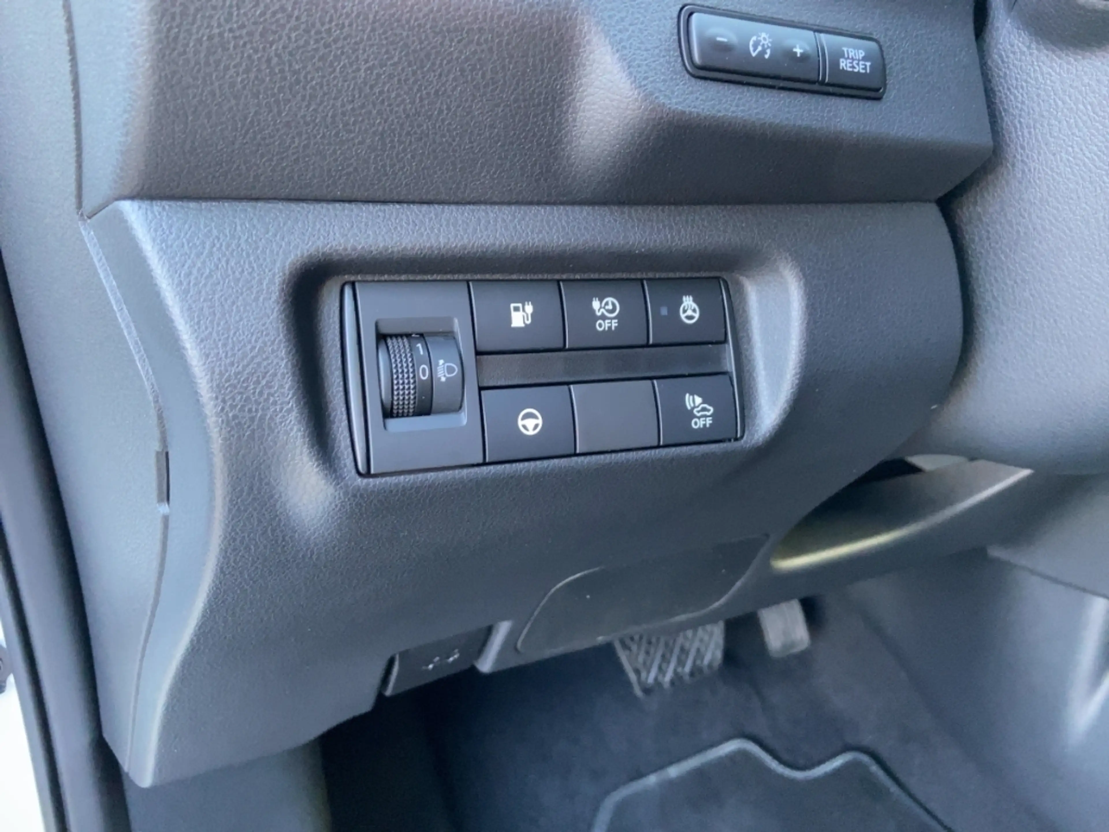 Nissan Leaf N-Connecta 40kWh/ProPILOT/Navi/360°/Winter — photo 15