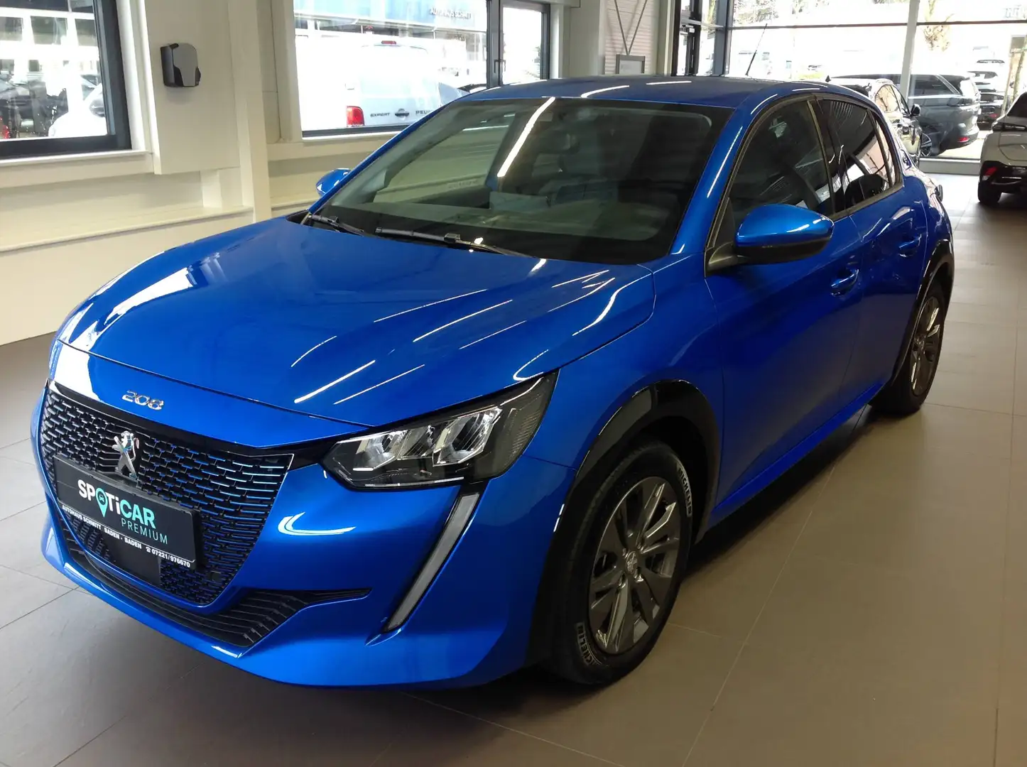 Peugeot 208 Allure Pack Elektromotor 136 Blauw - 1