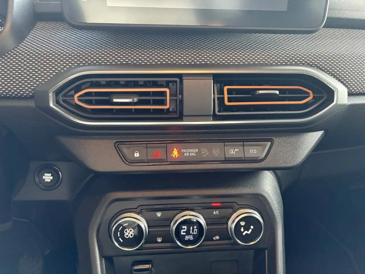 Dacia Sandero Sandero Stepway — photo 21