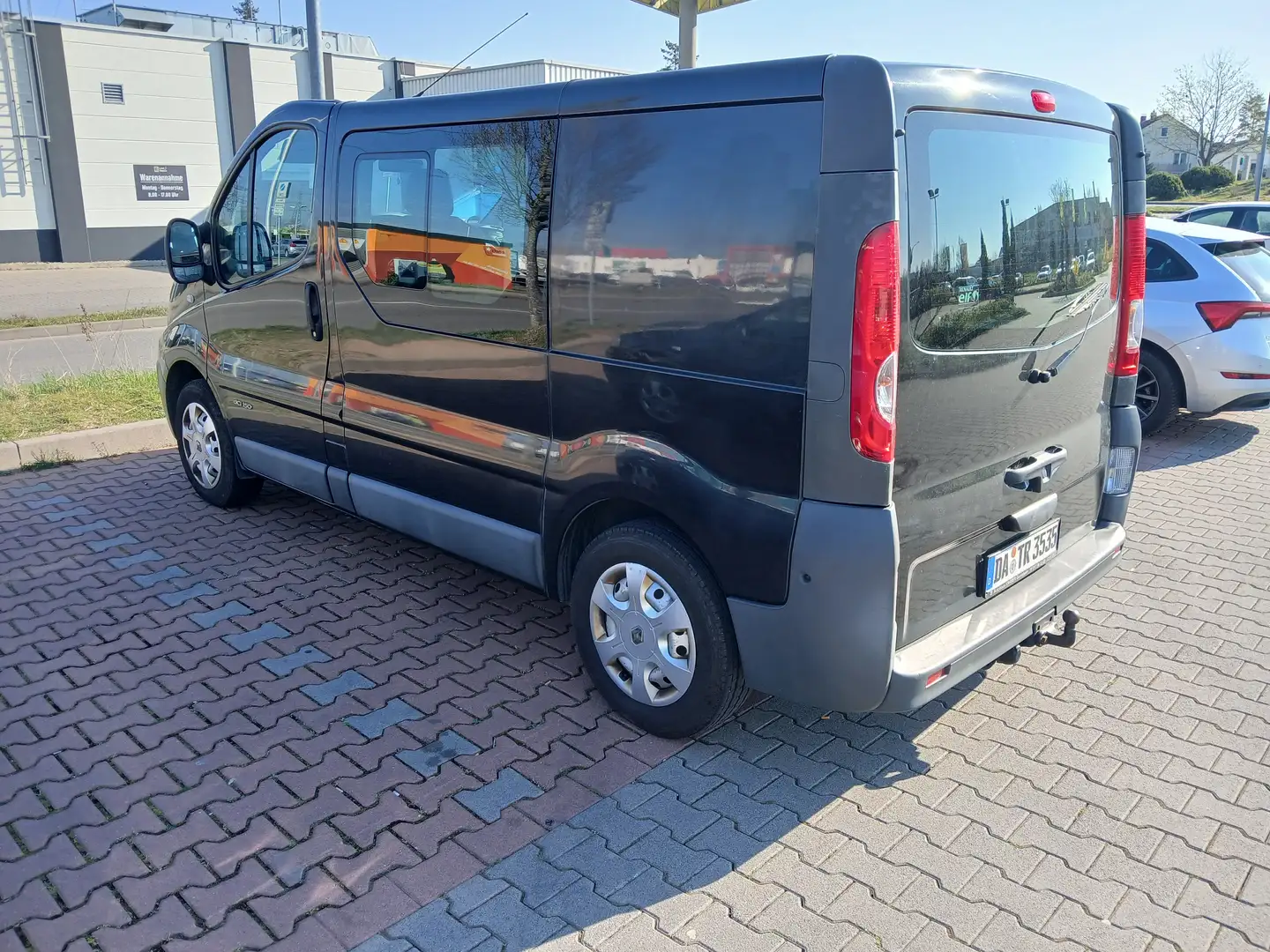 Renault Trafic Trafic Mixto 2.5 dCi FAP 150 2.5 dCi 150 L2/H1 Schwarz - 2