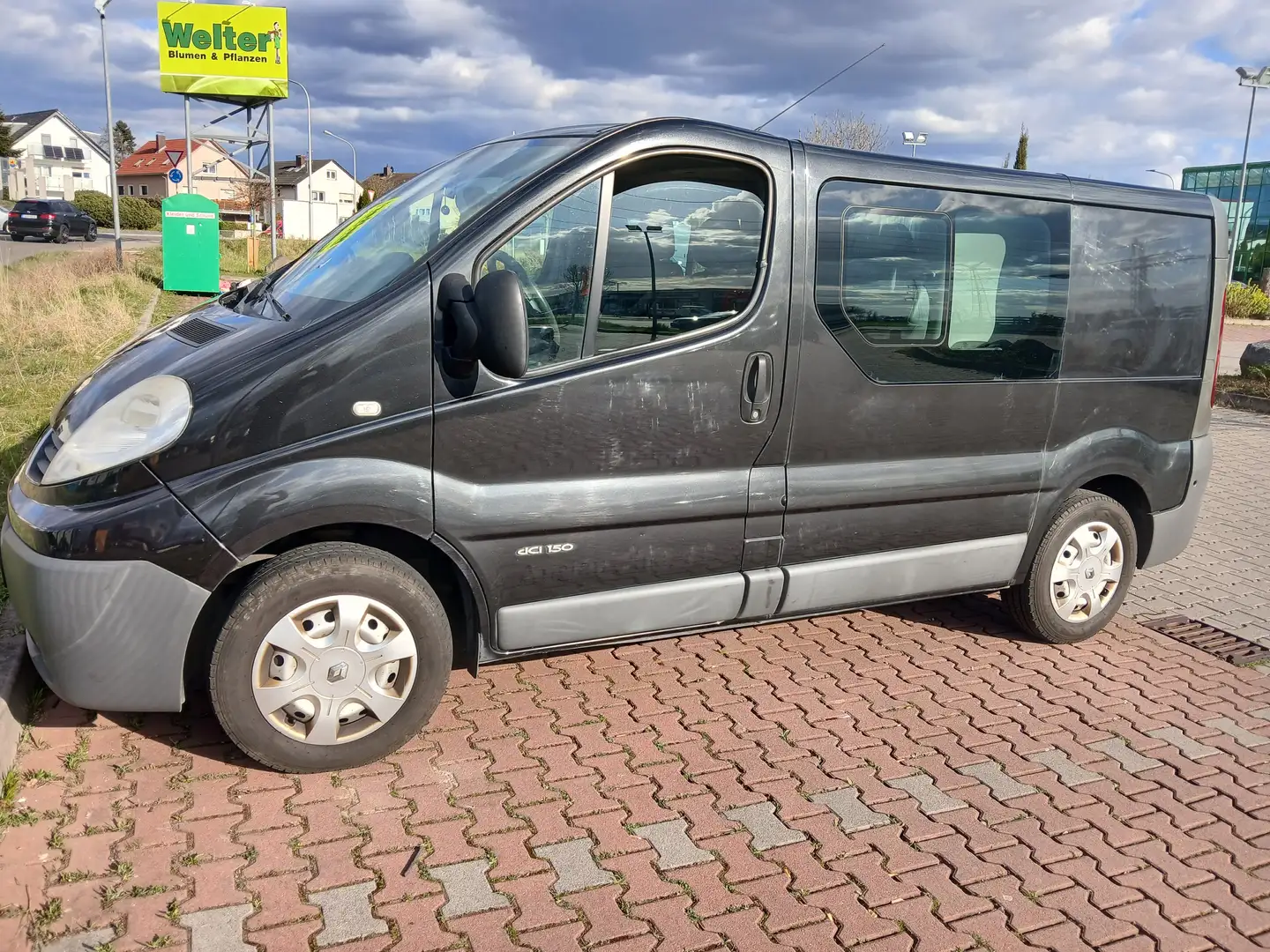 Renault Trafic Trafic Mixto 2.5 dCi FAP 150 2.5 dCi 150 L2/H1 Schwarz - 1