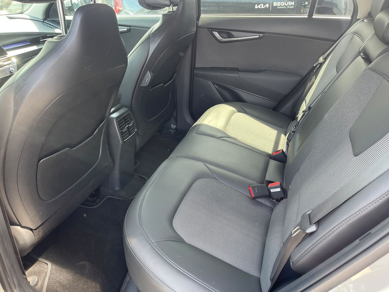 Kia e-Niro 64,8 kWh Pulse — photo 9