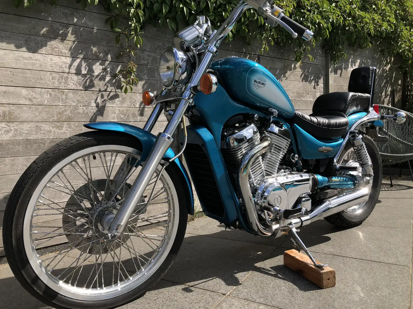 Suzuki VS 800 Intruder Bleu - 2