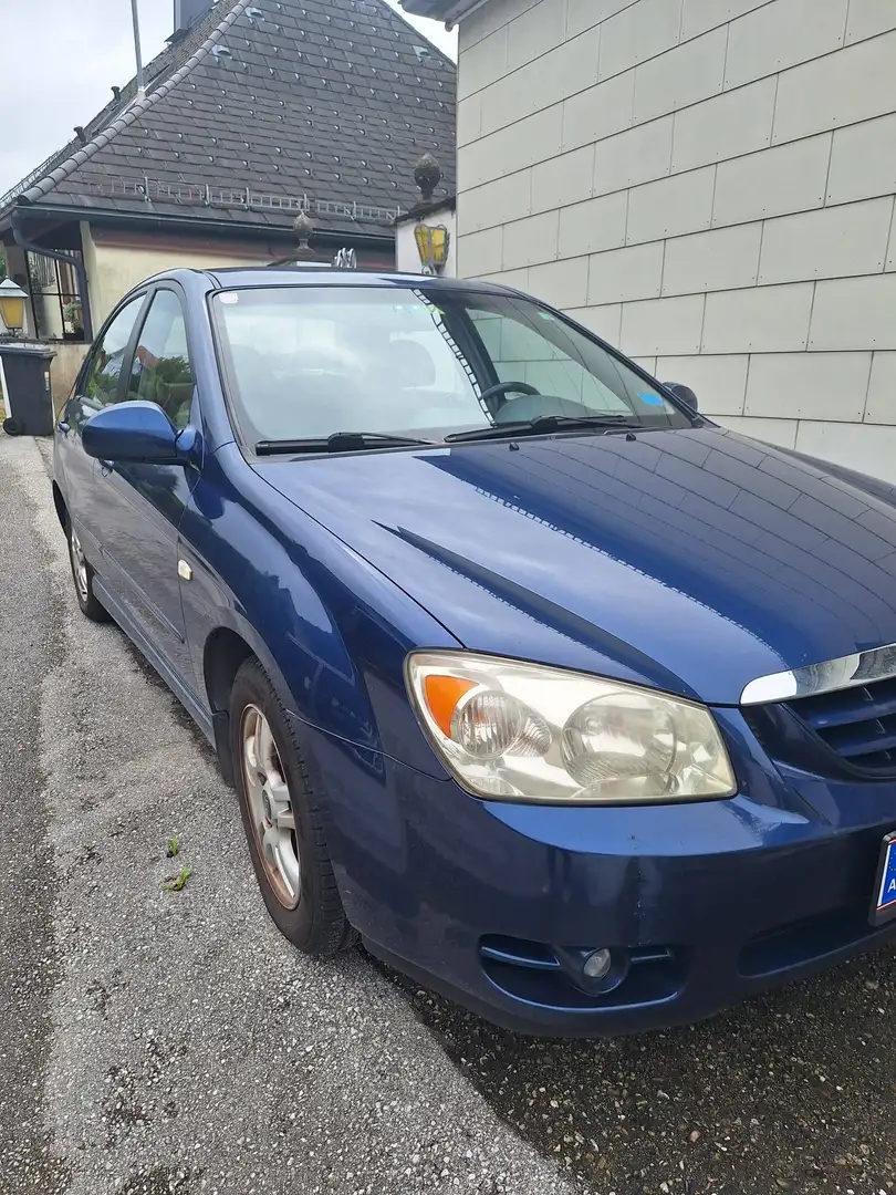 Kia Cerato Cerato 2,0 CRDi Executive Executive Blau - 2