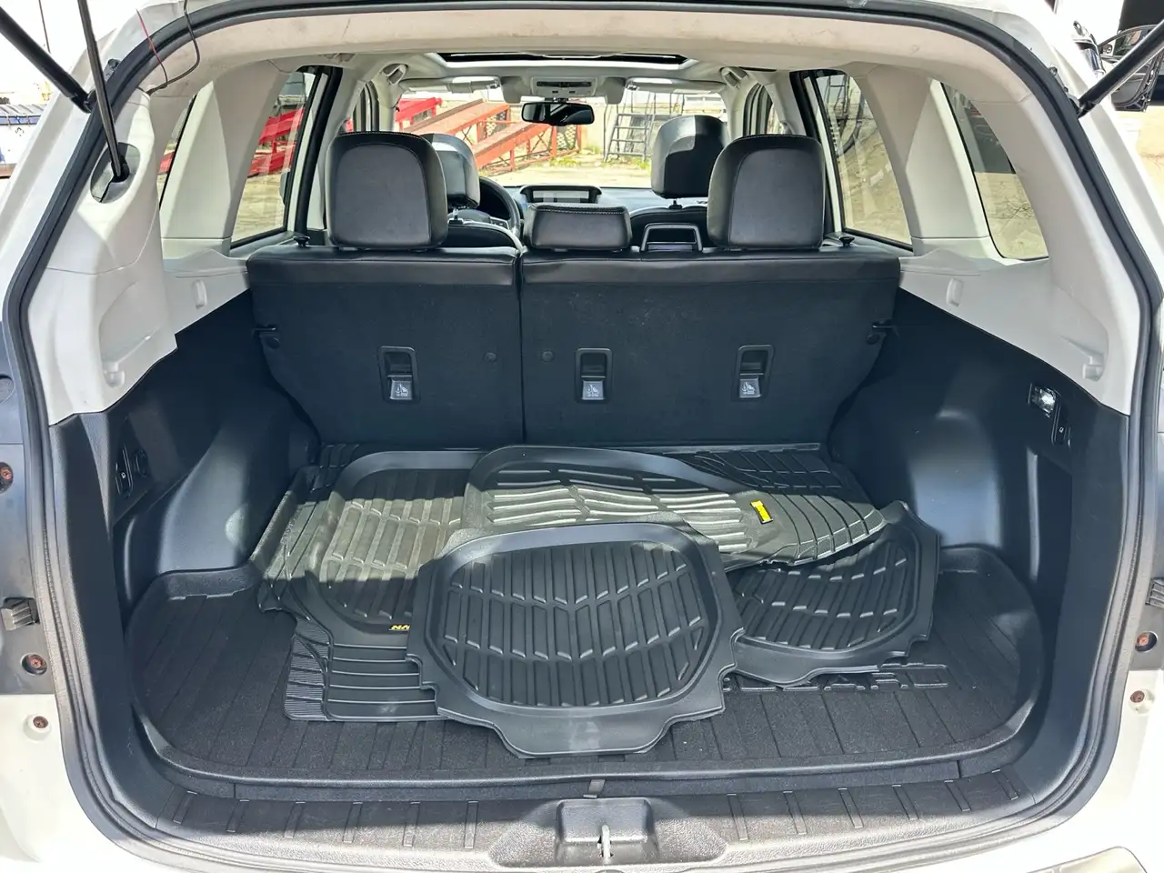 Subaru Forester photo Subaru Forester
