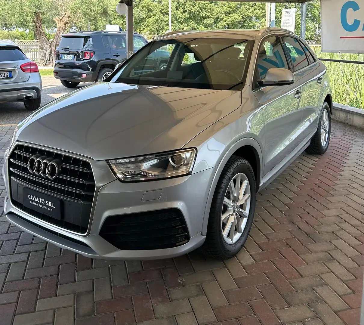 Audi Q3 Q3 1.4 tfsi Sport 125cv Argento - 2