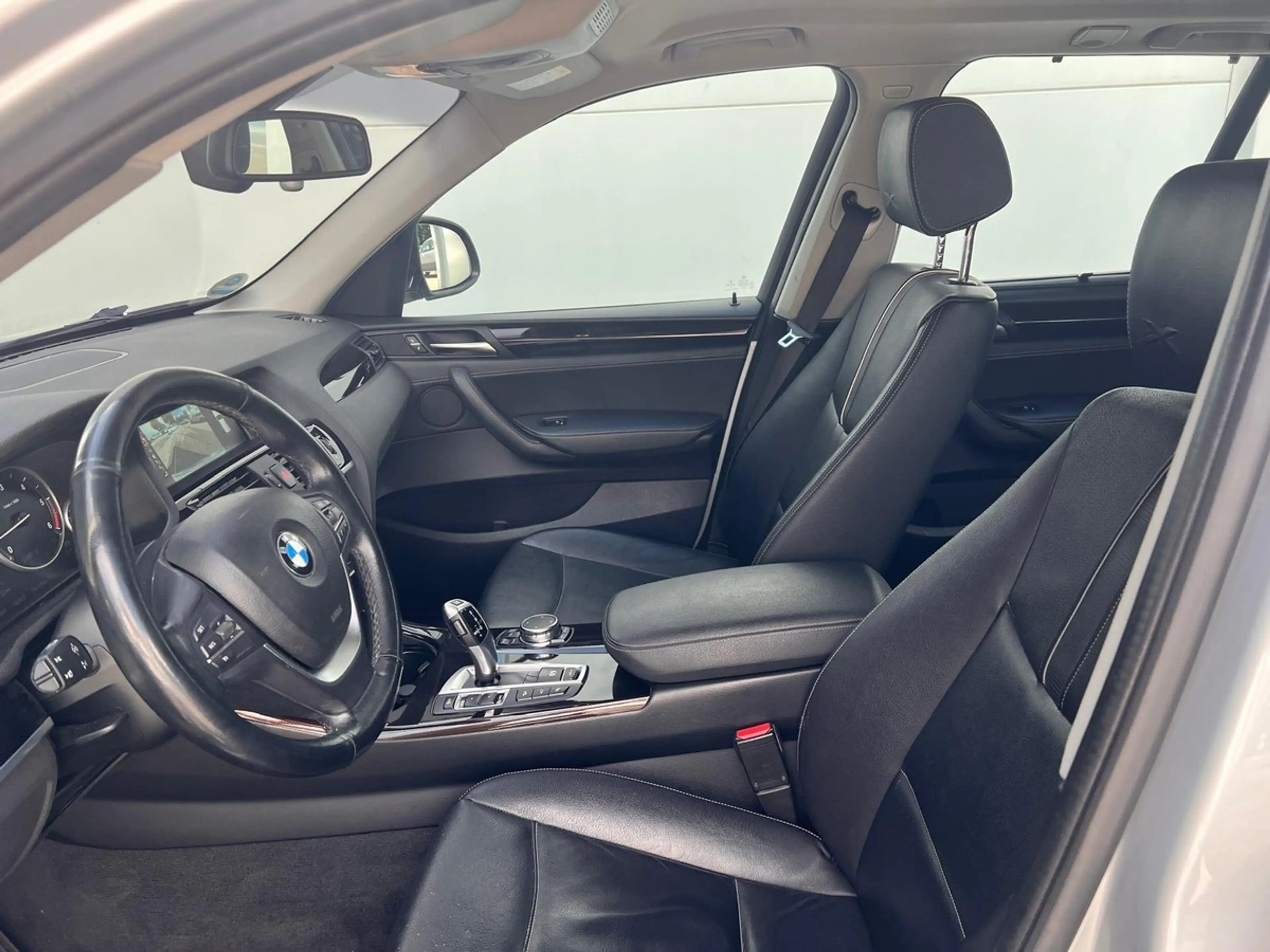 BMW X3 xDrive 30d NAVI PROFF 360 GRAD XENON AHK — photo 12