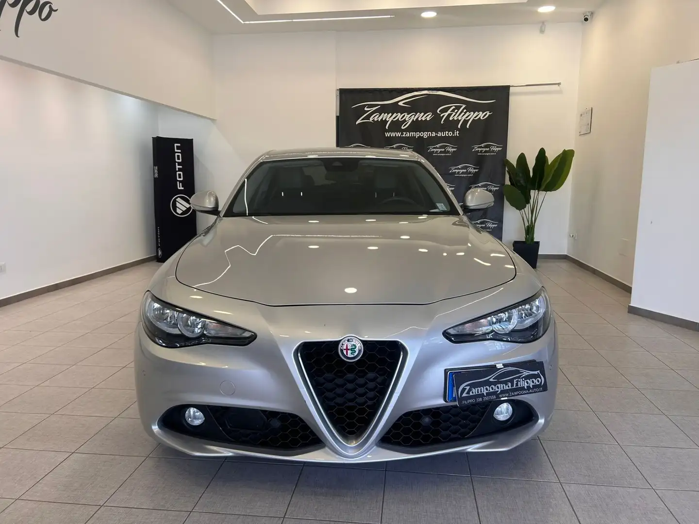 Alfa Romeo Giulia Giulia 2.2 Turbodiesel 150 CV Grigio - 2