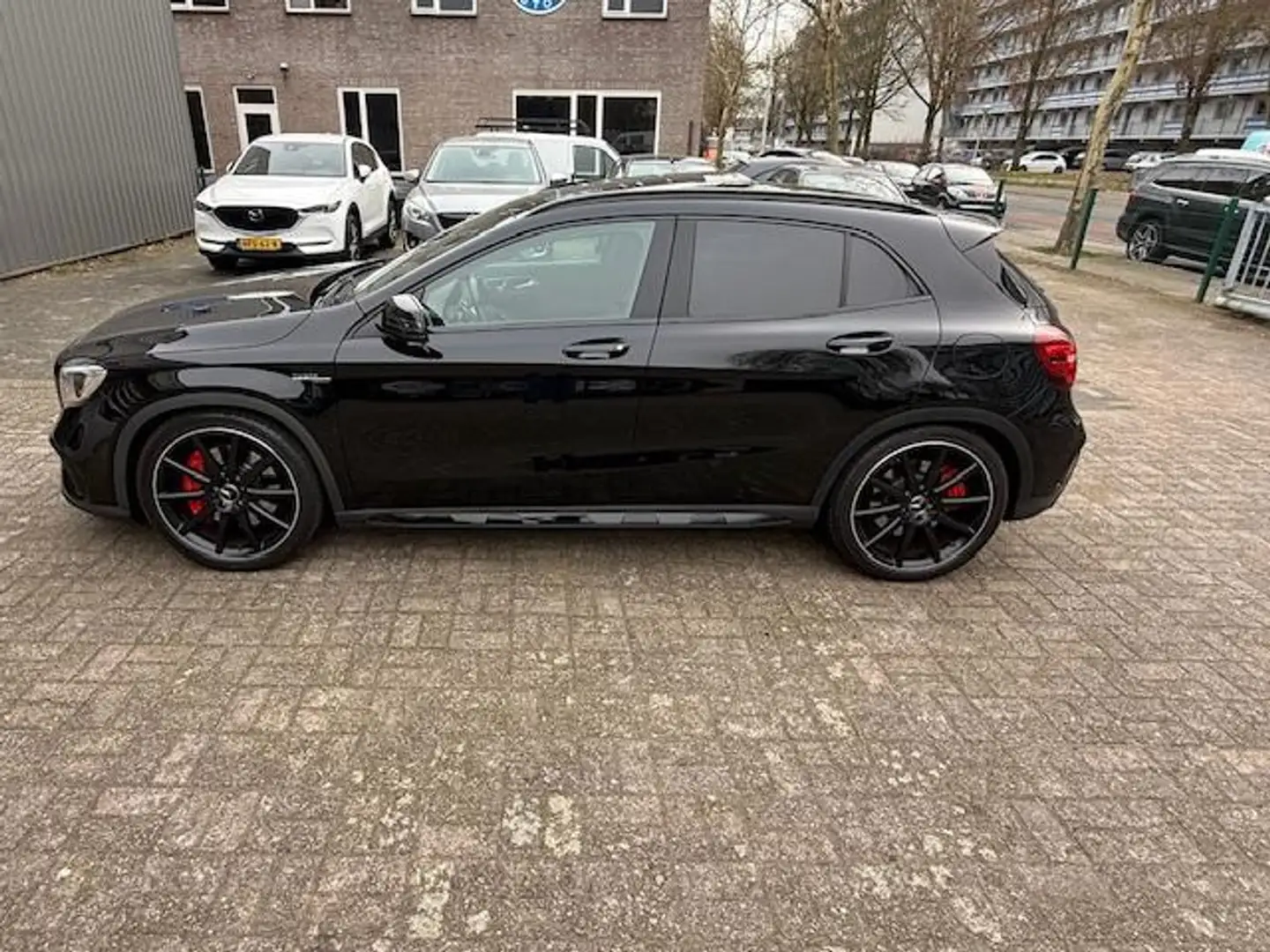Mercedes-Benz GLA 45 AMG 4MATIC Premium Noir - 2