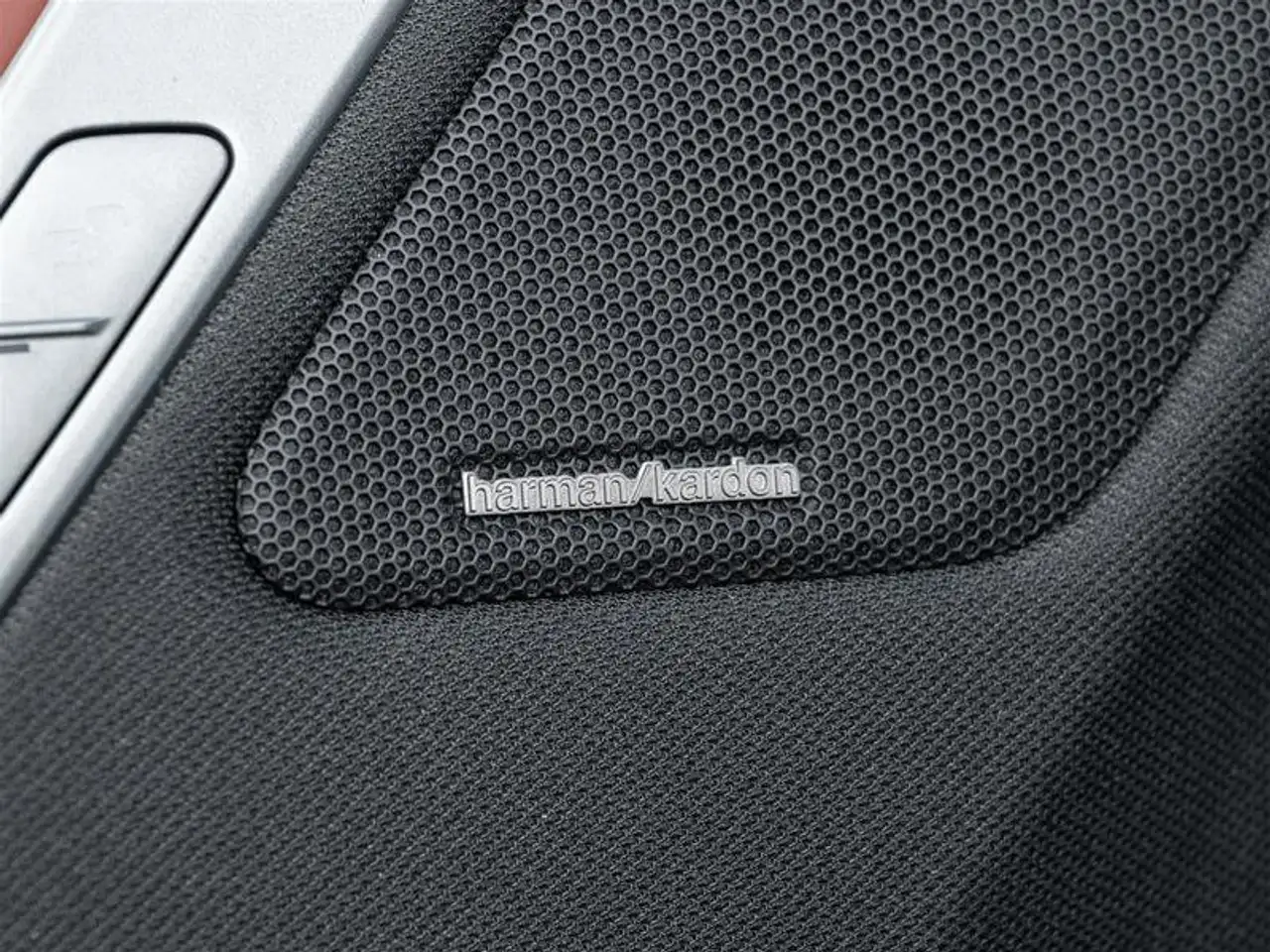 BMW iX снимка BMW iX