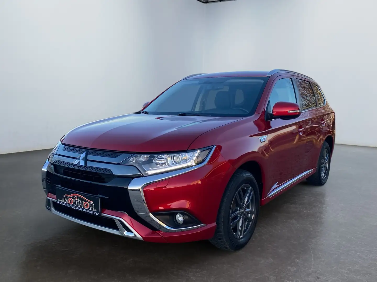 Mitsubishi Outlander Basis Spirit 2.4 PHEV TEMP NAVI DAB Rot - 2