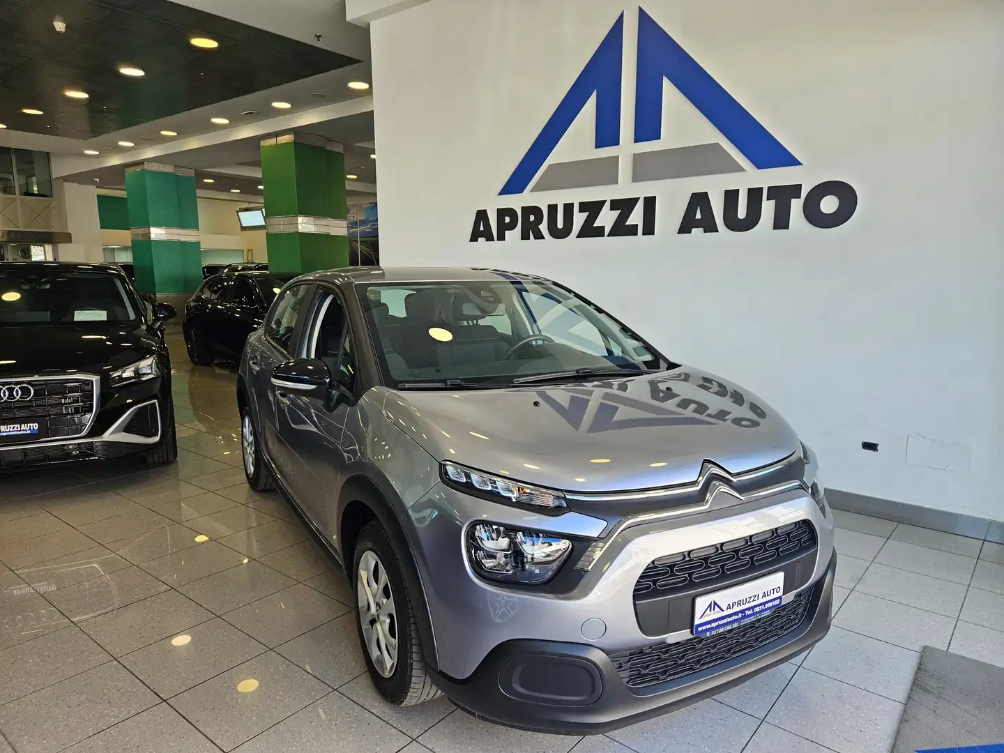 Citroen C3 1.2 puretech Feel Gris - 1