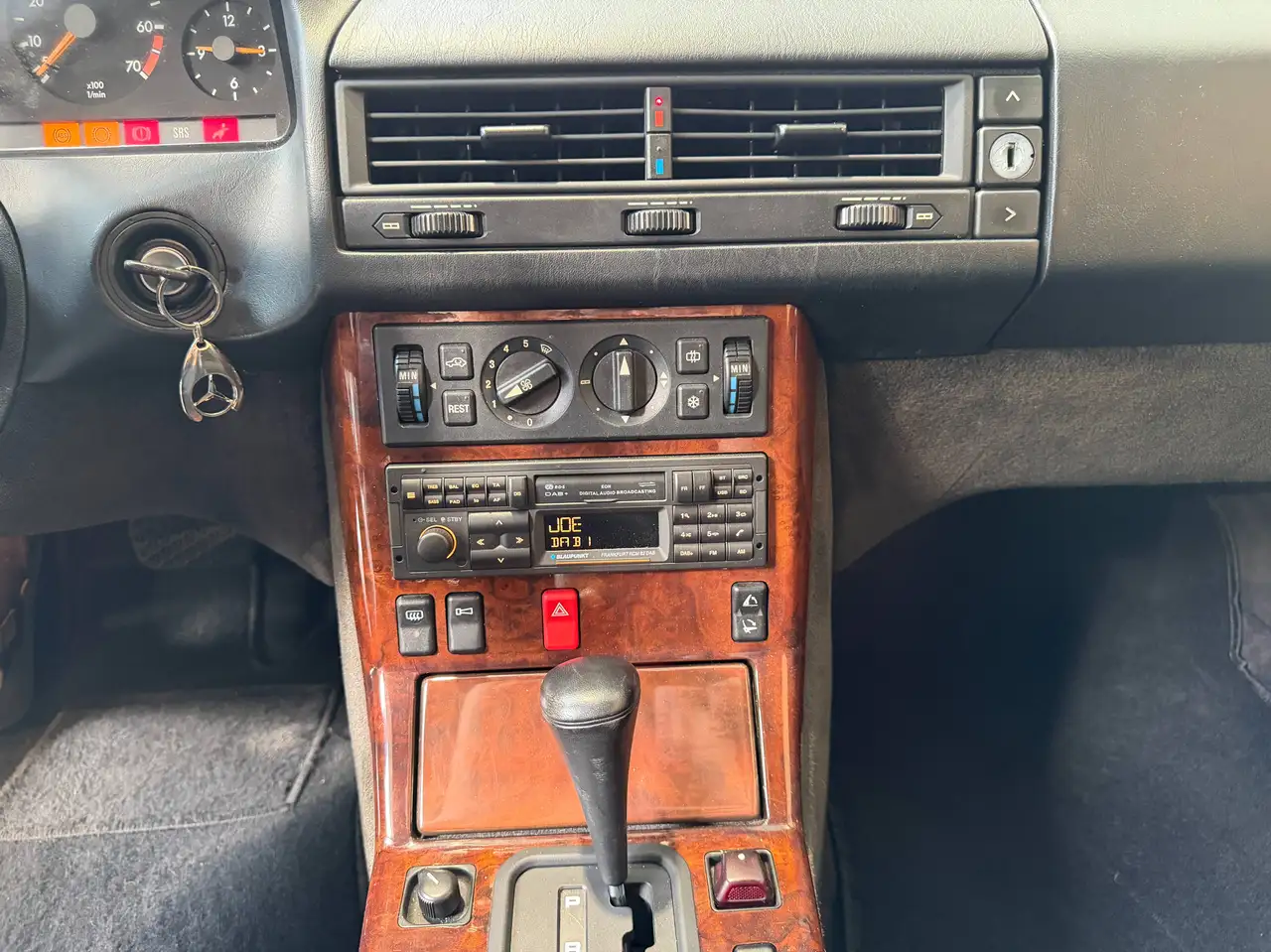Mercedes-Benz SL 300 leder kinderzitjes originele softtop - hardtop verwarmde zetels, foto 11
