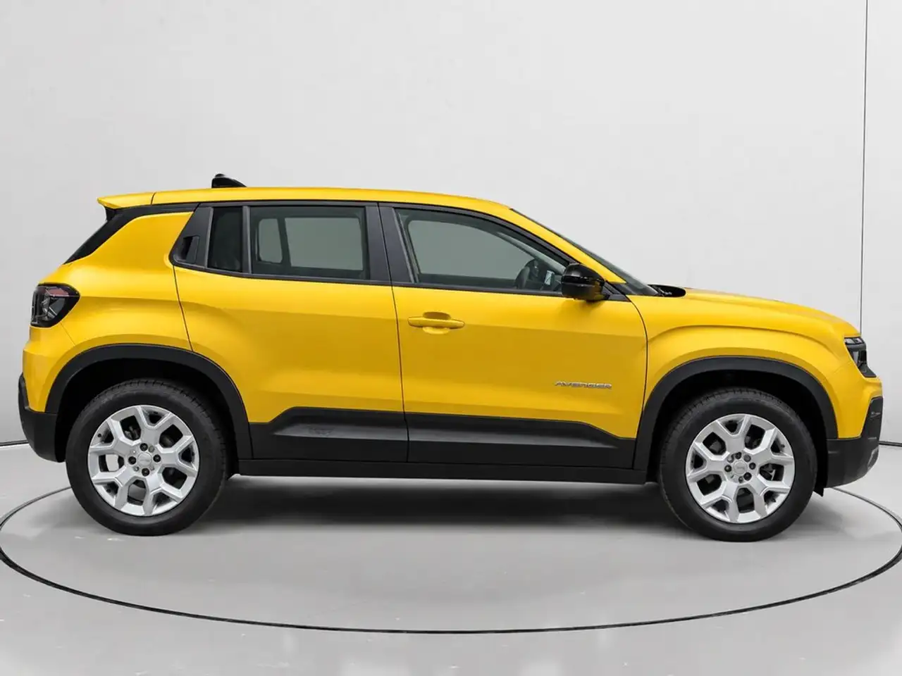 2024 Jeep Avenger 1.2 Altitude 74KW, photograph 2
