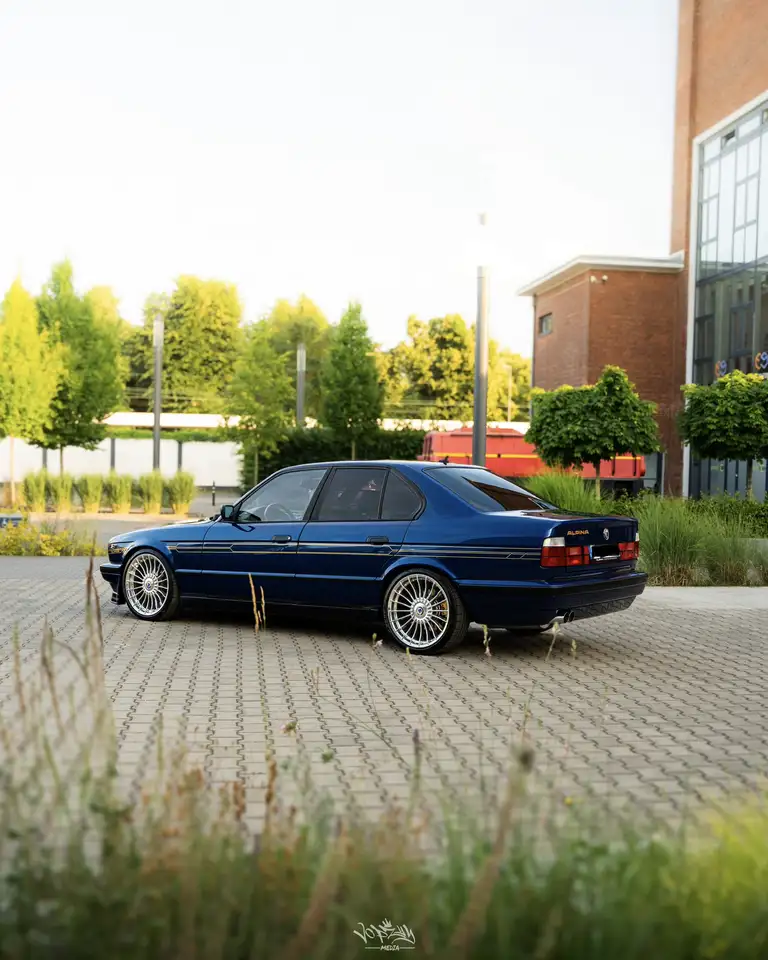 BMW 540i V8, foto 3