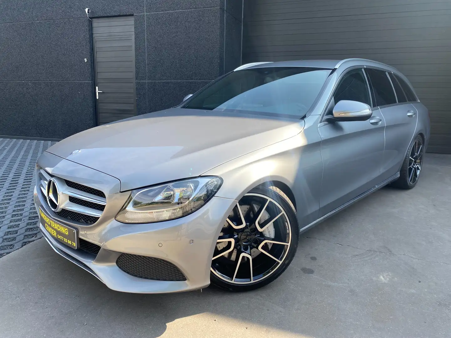 Mercedes-Benz C 350 hybride - avantgarde - leder - 107000km - 19" Grijs - 2