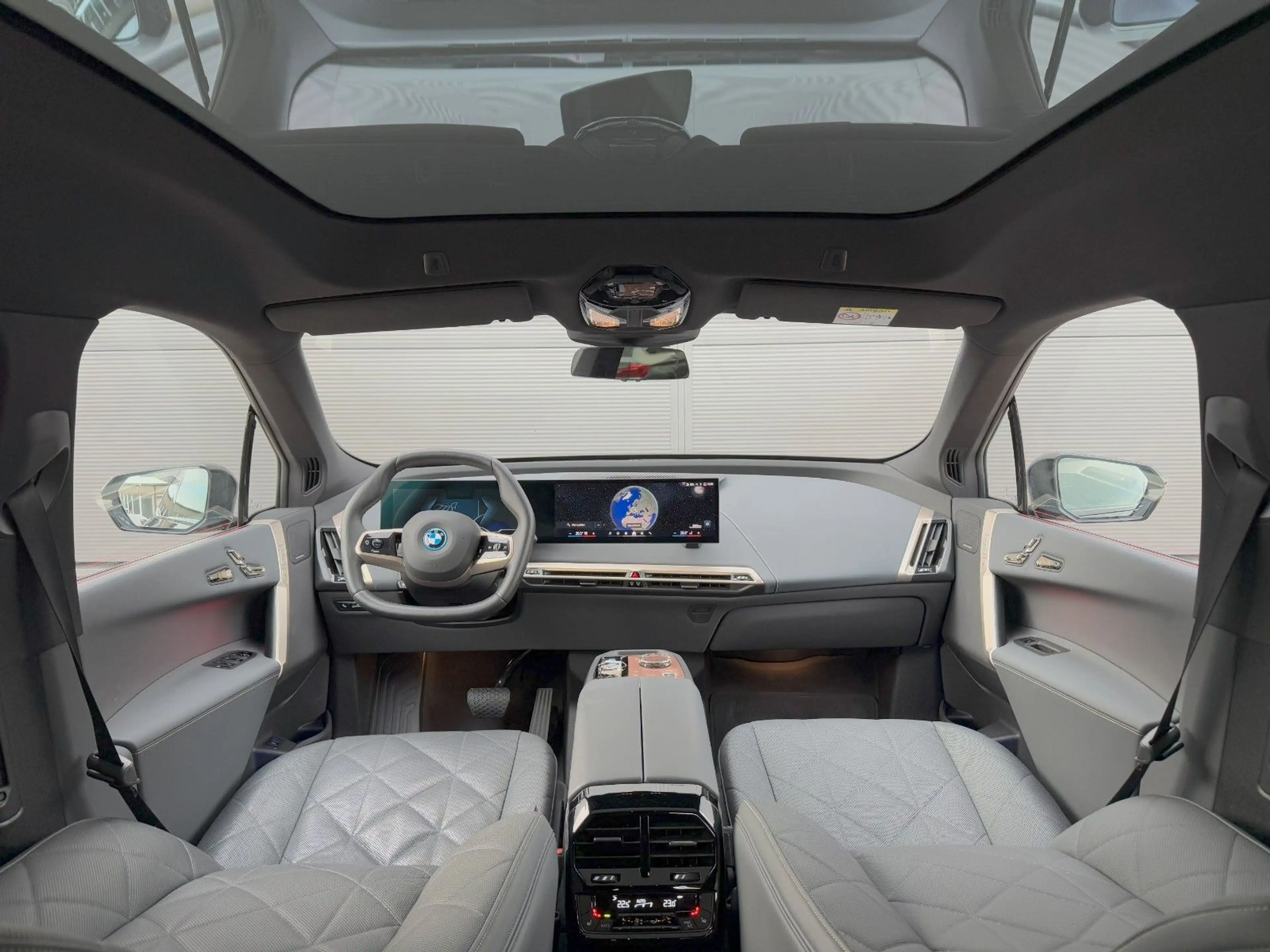 BMW iX 50 xDrive Sport*Pano*AHK*360°*H/K*Sitzbelüft — photo 2
