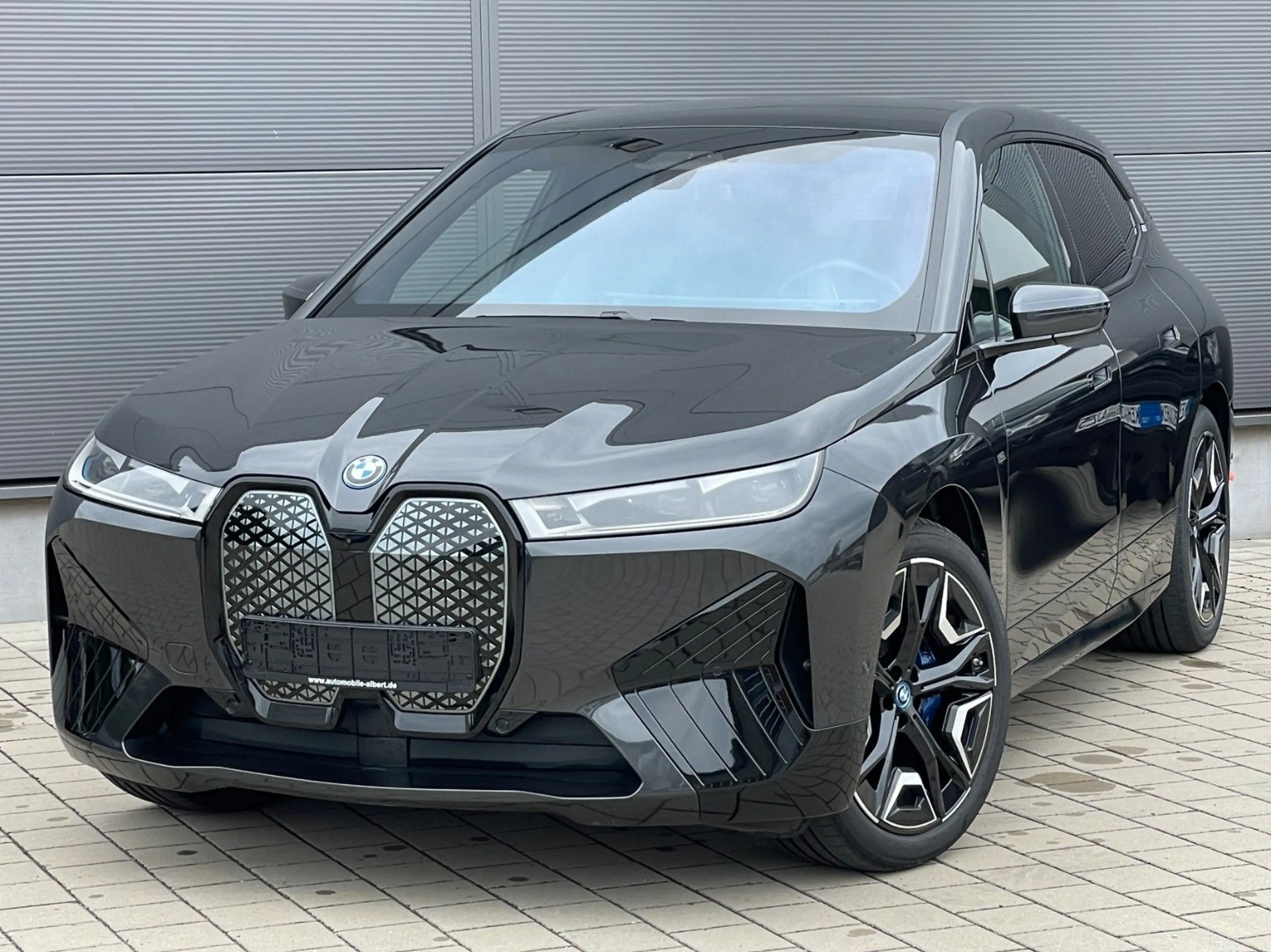 BMW iX 50 xDrive Sport*Pano*AHK*360°*H/K*Sitzbelüft — photo 5