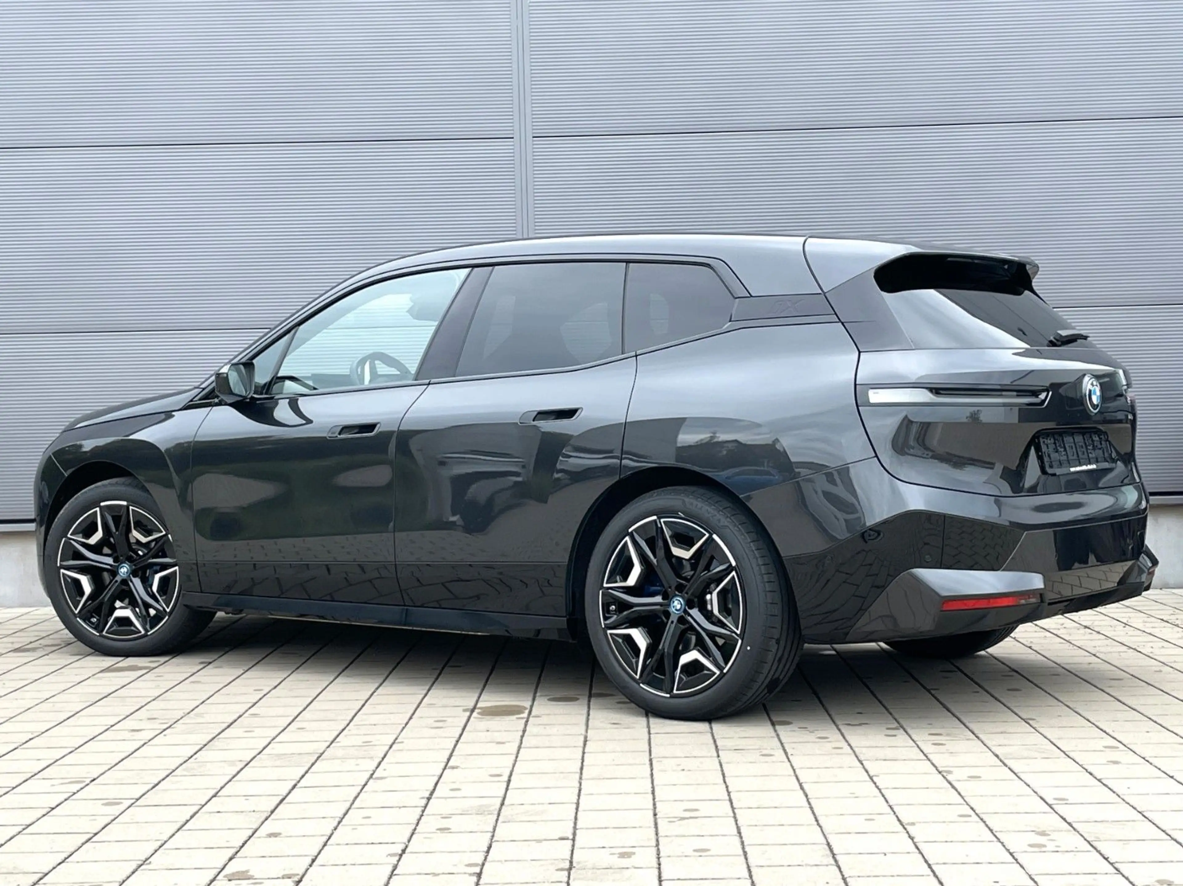 BMW iX 50 xDrive Sport*Pano*AHK*360°*H/K*Sitzbelüft — photo 8