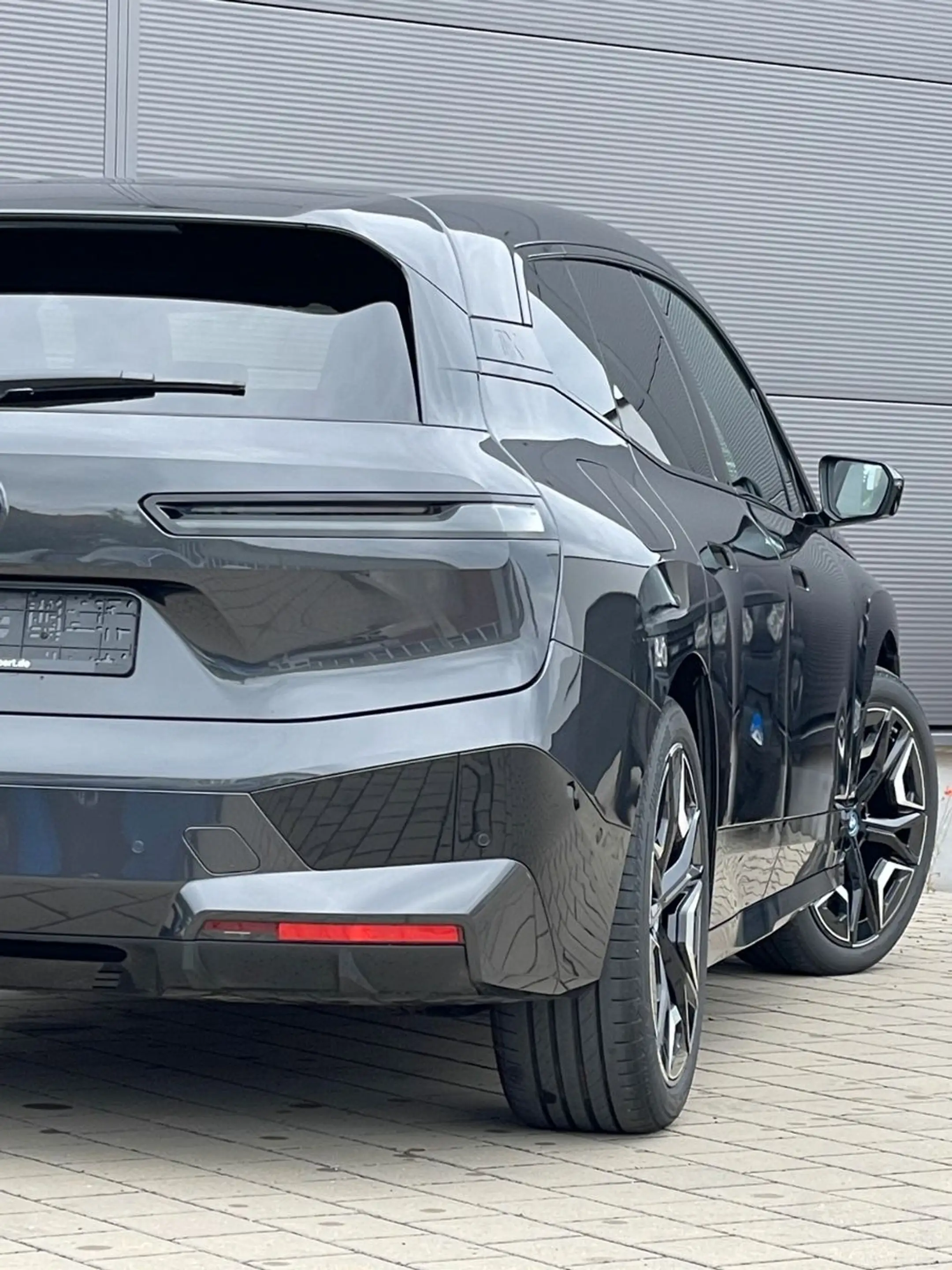BMW iX 50 xDrive Sport*Pano*AHK*360°*H/K*Sitzbelüft — photo 12