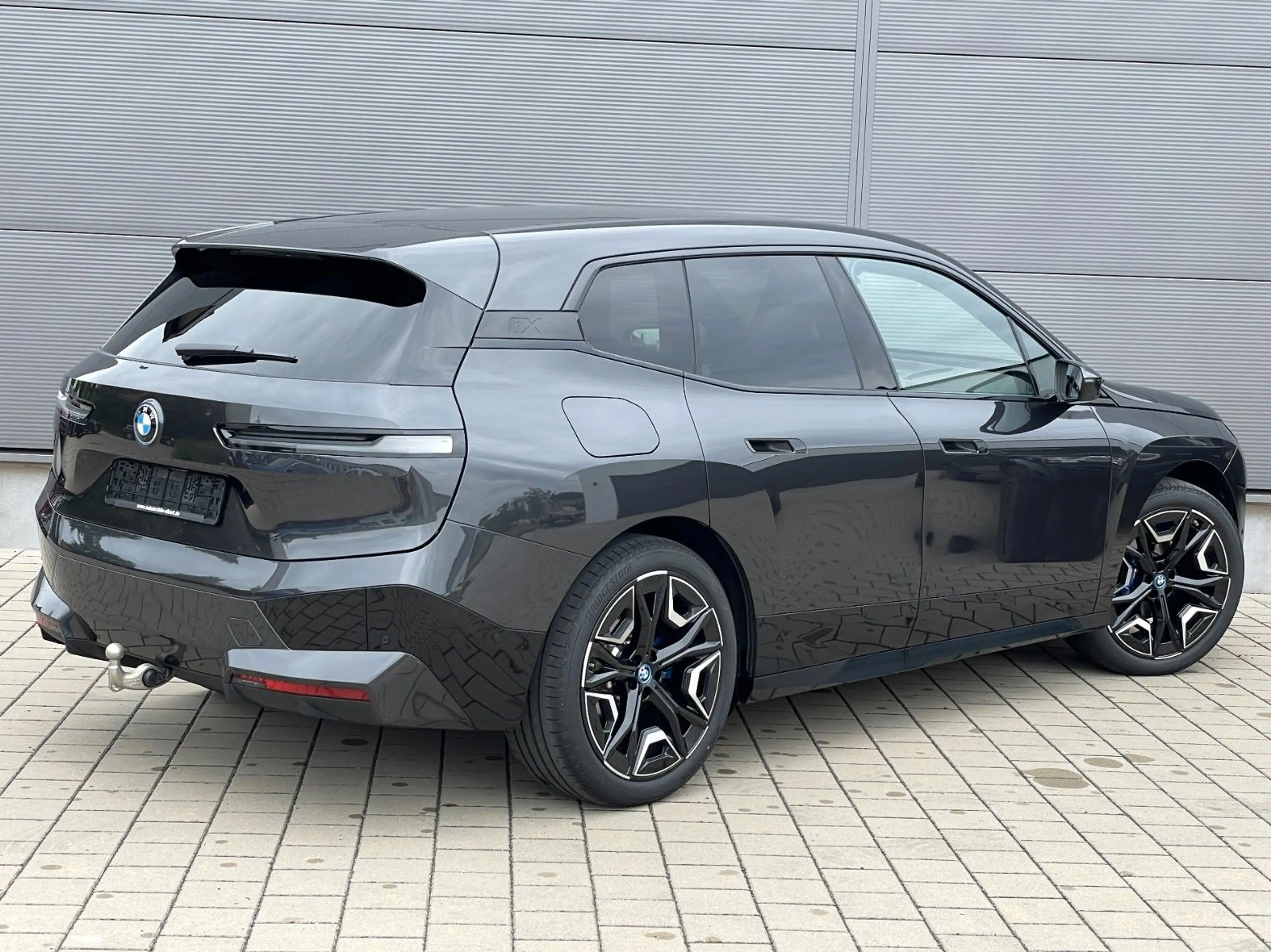 BMW iX 50 xDrive Sport*Pano*AHK*360°*H/K*Sitzbelüft — photo 11