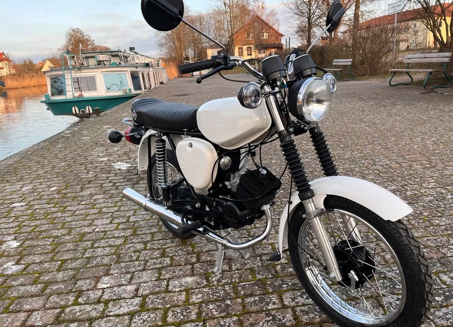 Simson S 51 Bílá - 1