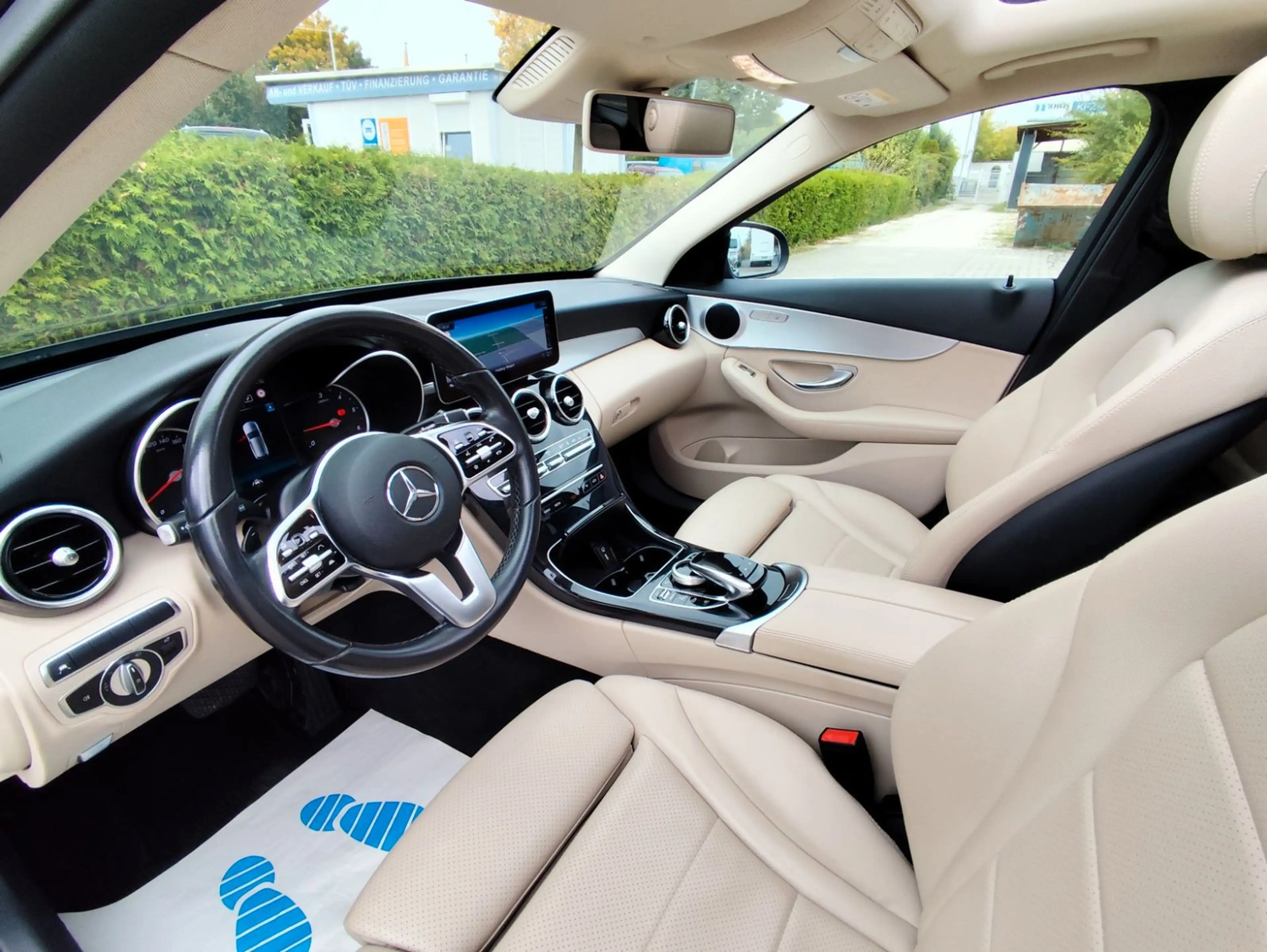 Mercedes-Benz C 220 T d 9G-TRONIC "Avantgarde" — photo 12