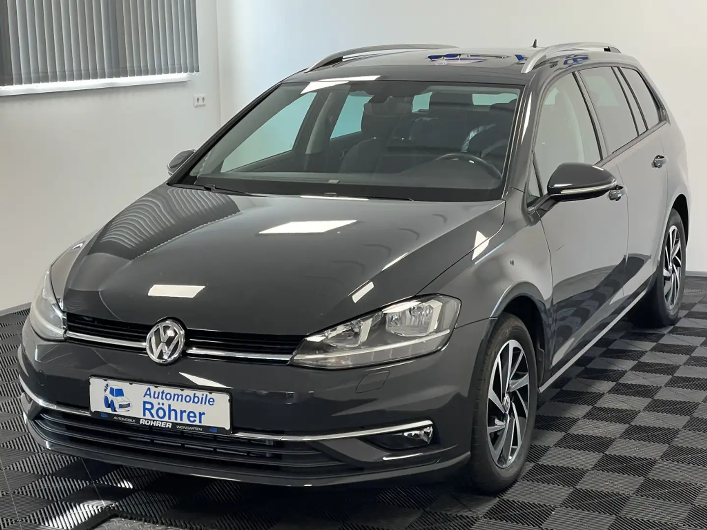 Volkswagen Golf VII Variant 1.6 TDI DSG BlueMotion JOIN Grau - 2