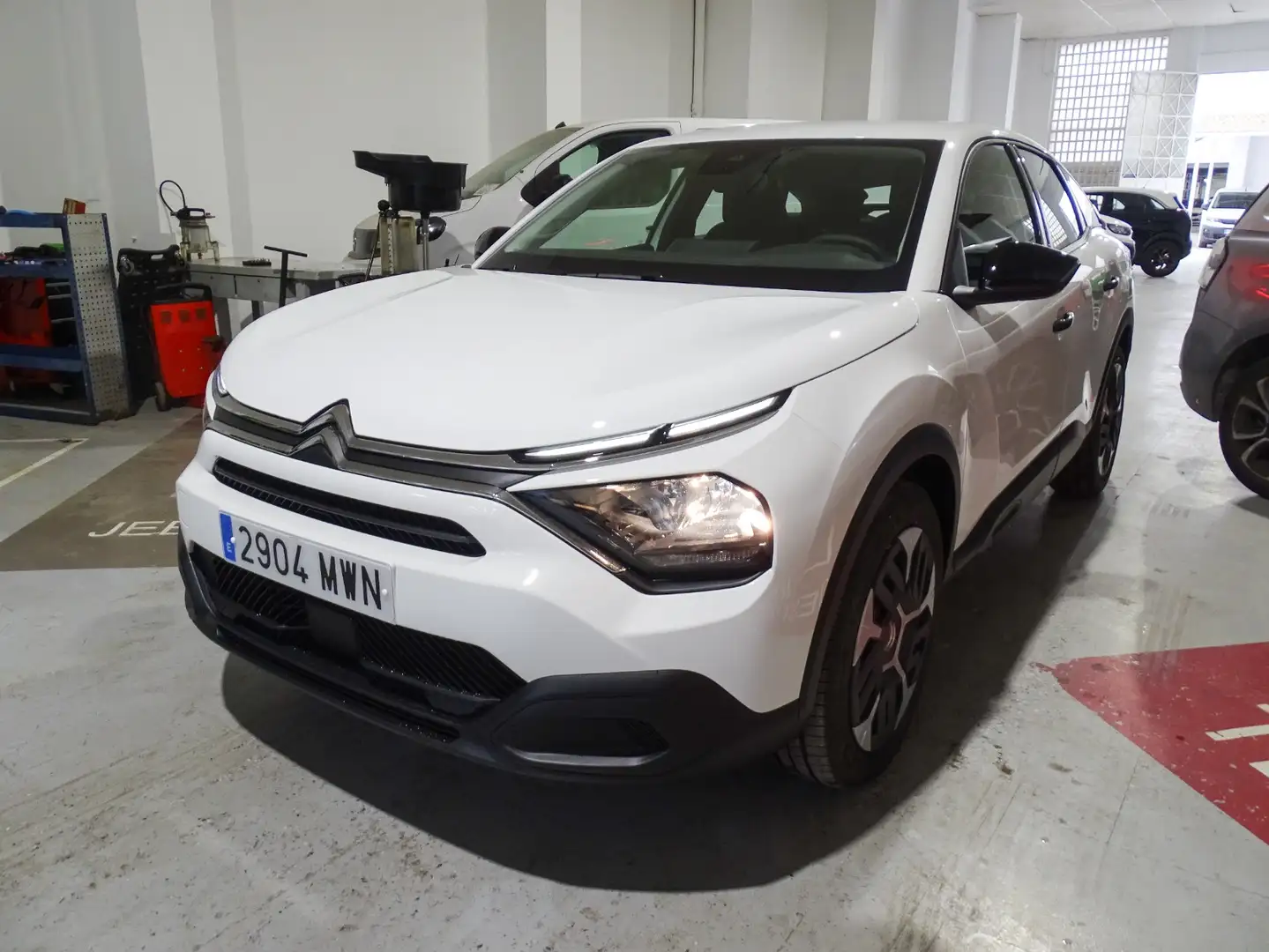 Citroen C4 Hybrid You eDSC6 100 Blanc - 1