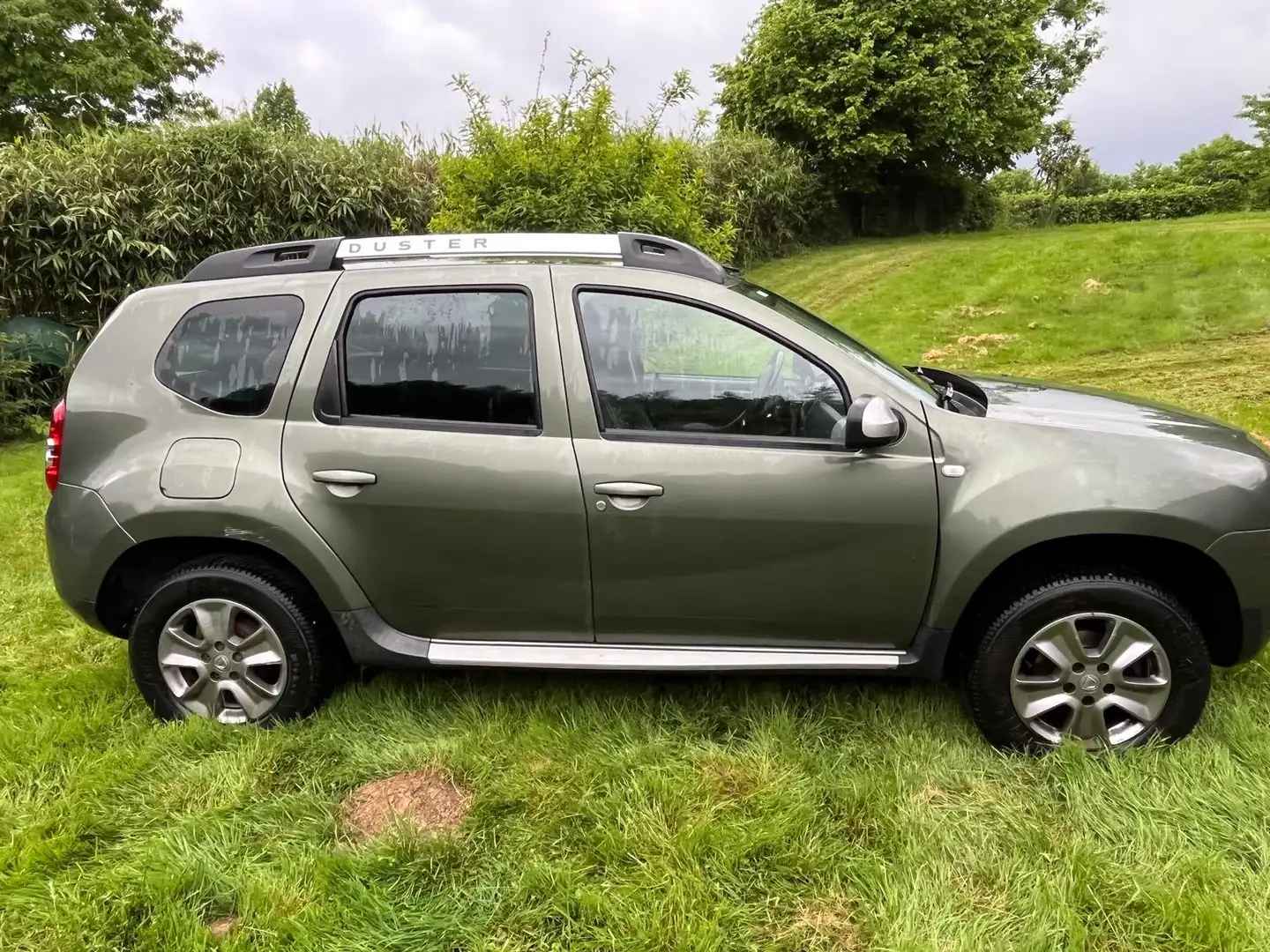 Dacia Duster Duster 1.5 dci Ambiance 4x4 110cv Verde - 1