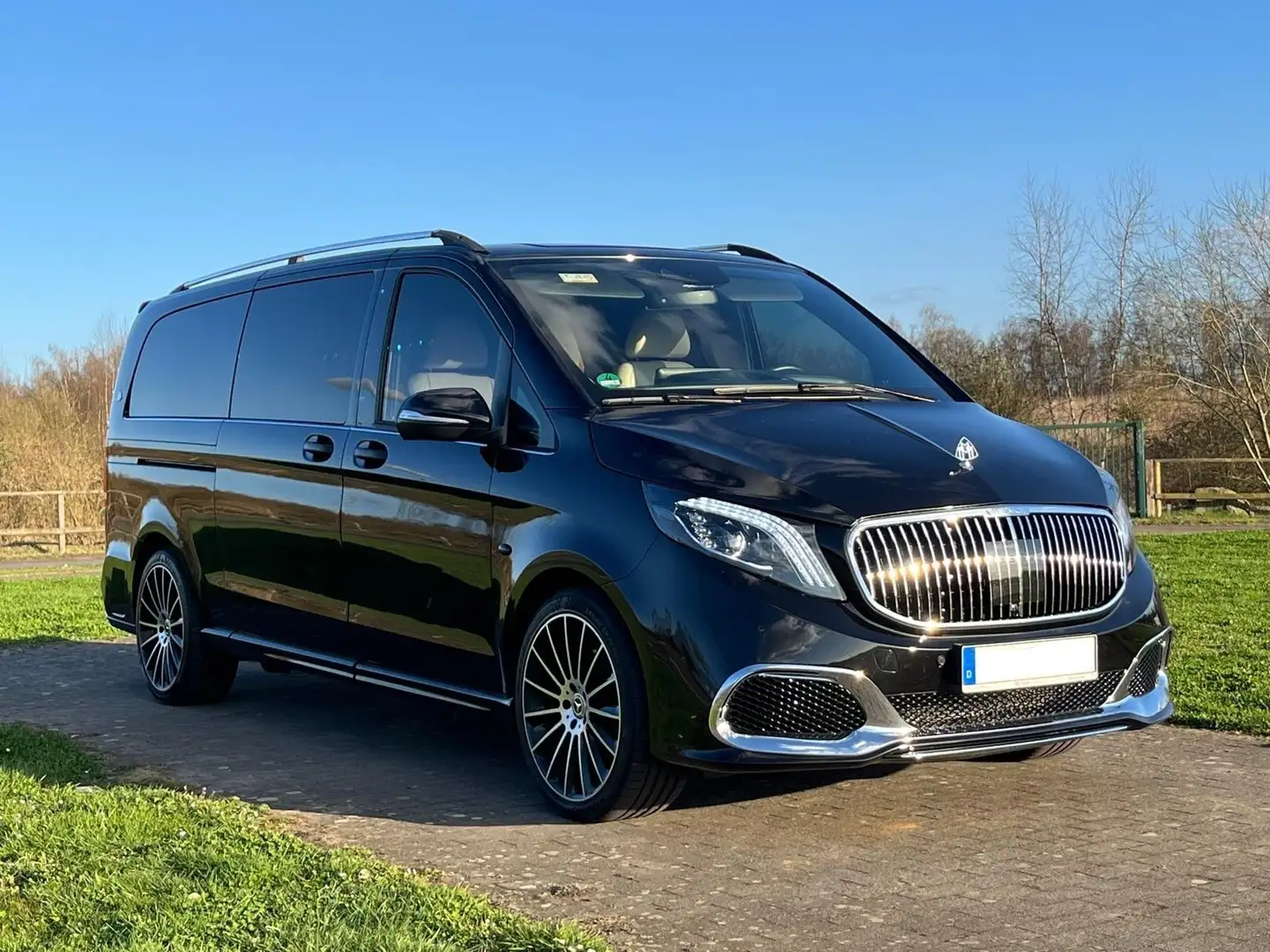 Mercedes-Benz Vito VIP 116 Maybach Extralang XL Luxury AMG Black - 2