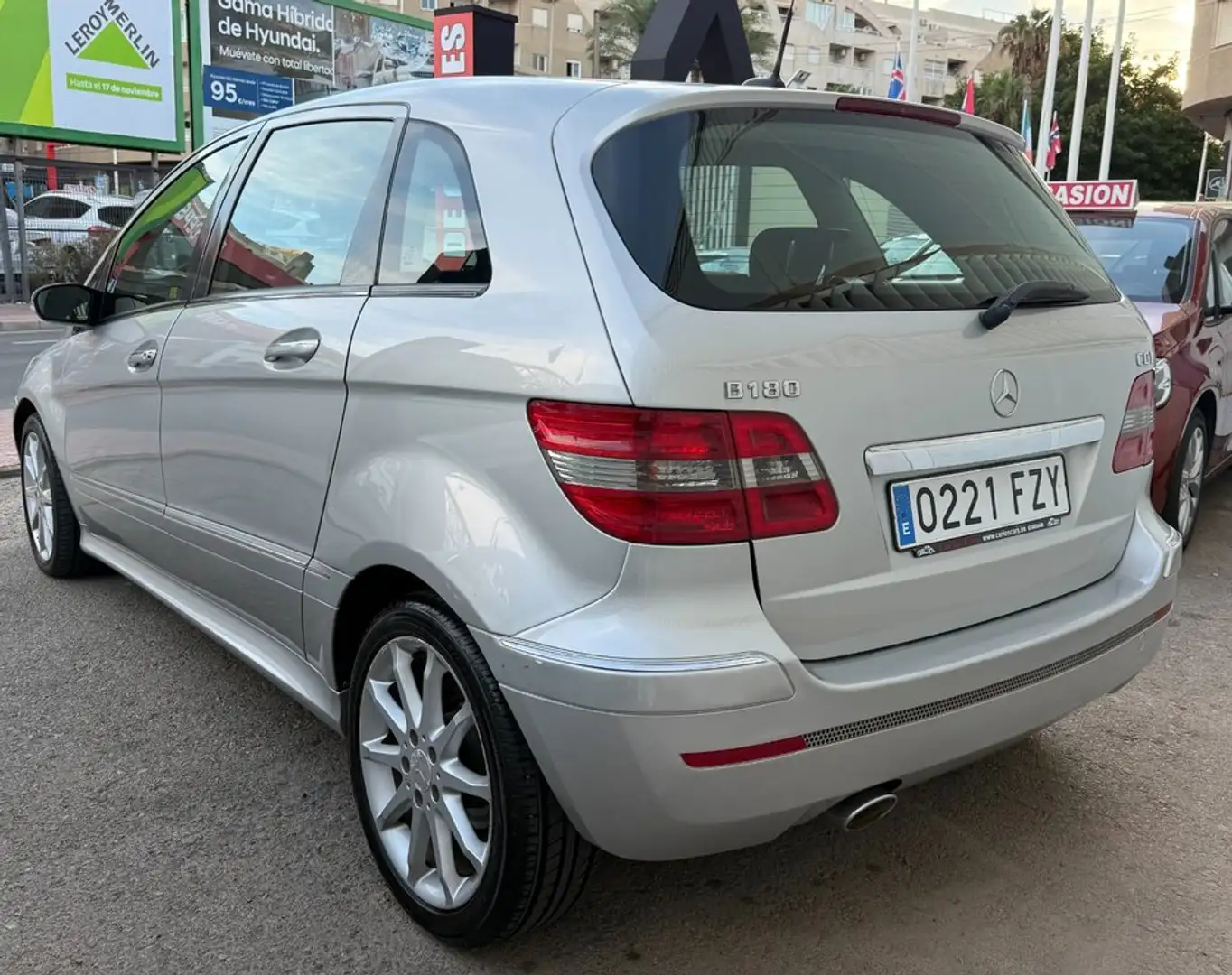Mercedes-Benz B 180 CDI Gris - 2