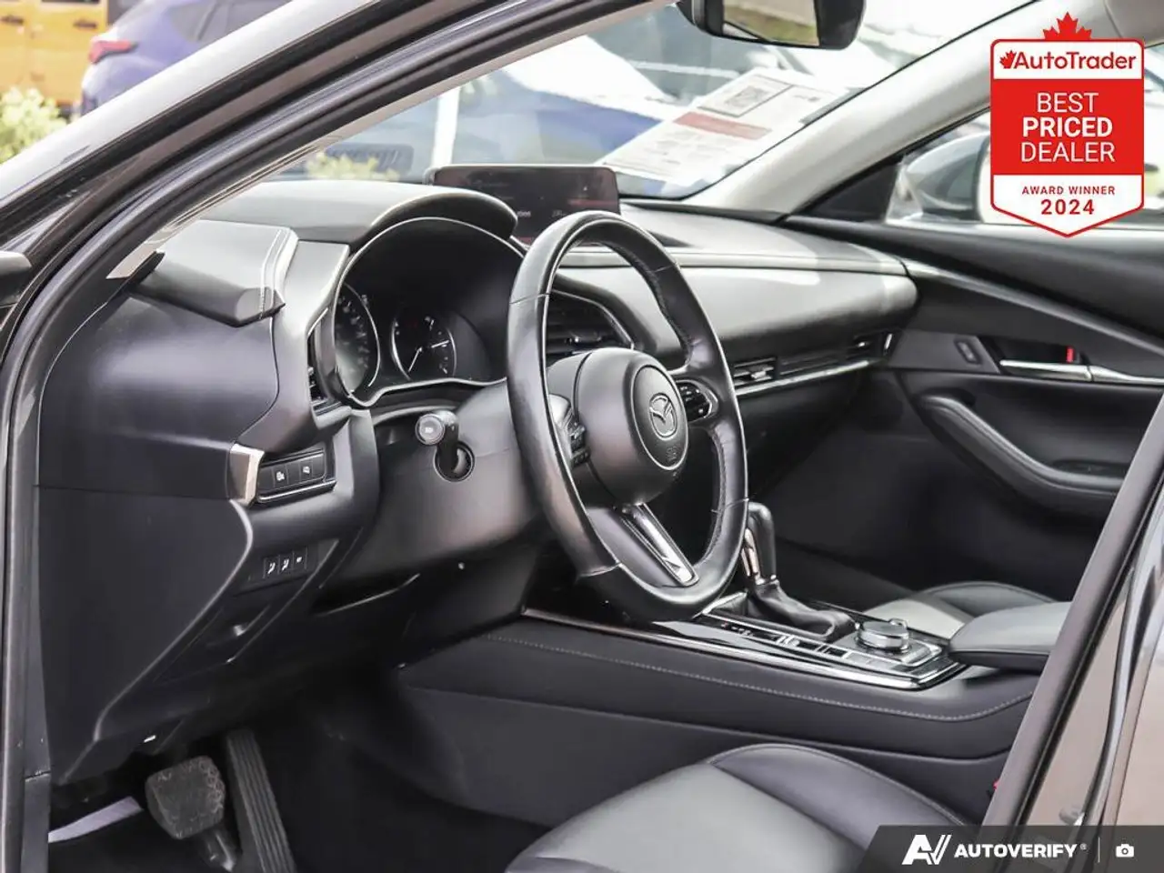 Mazda CX-30 снимка Mazda CX-30