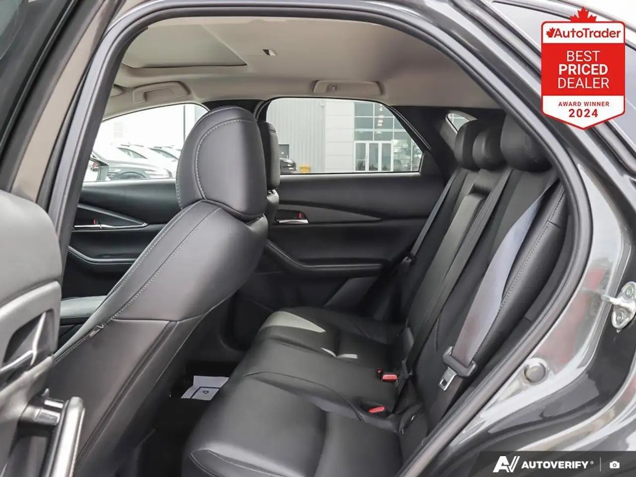 Mazda CX-30 снимка Mazda CX-30
