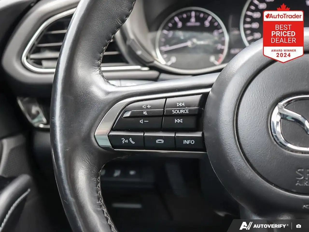 Mazda CX-30 снимка Mazda CX-30