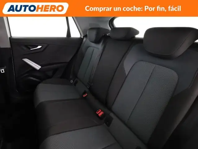 Audi Q2 view 15