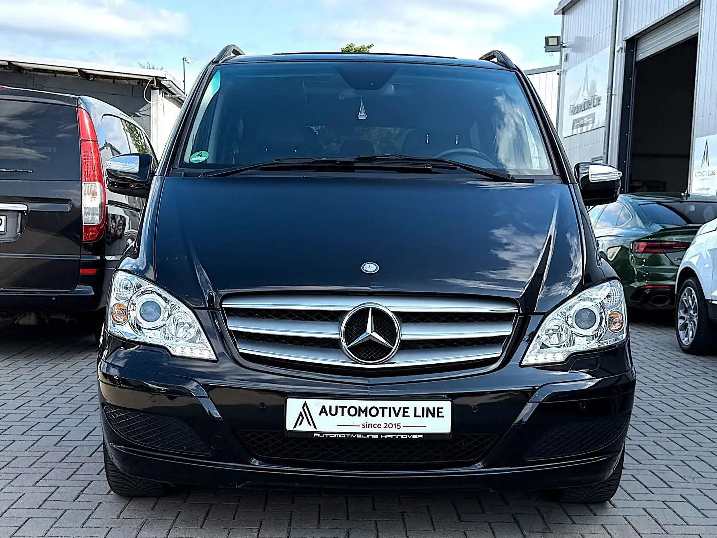 Mercedes-Benz Viano VIANO 3.0 CDI LANG/LEDER/PANO/7SITZER/XENON/TISC Noir - 2