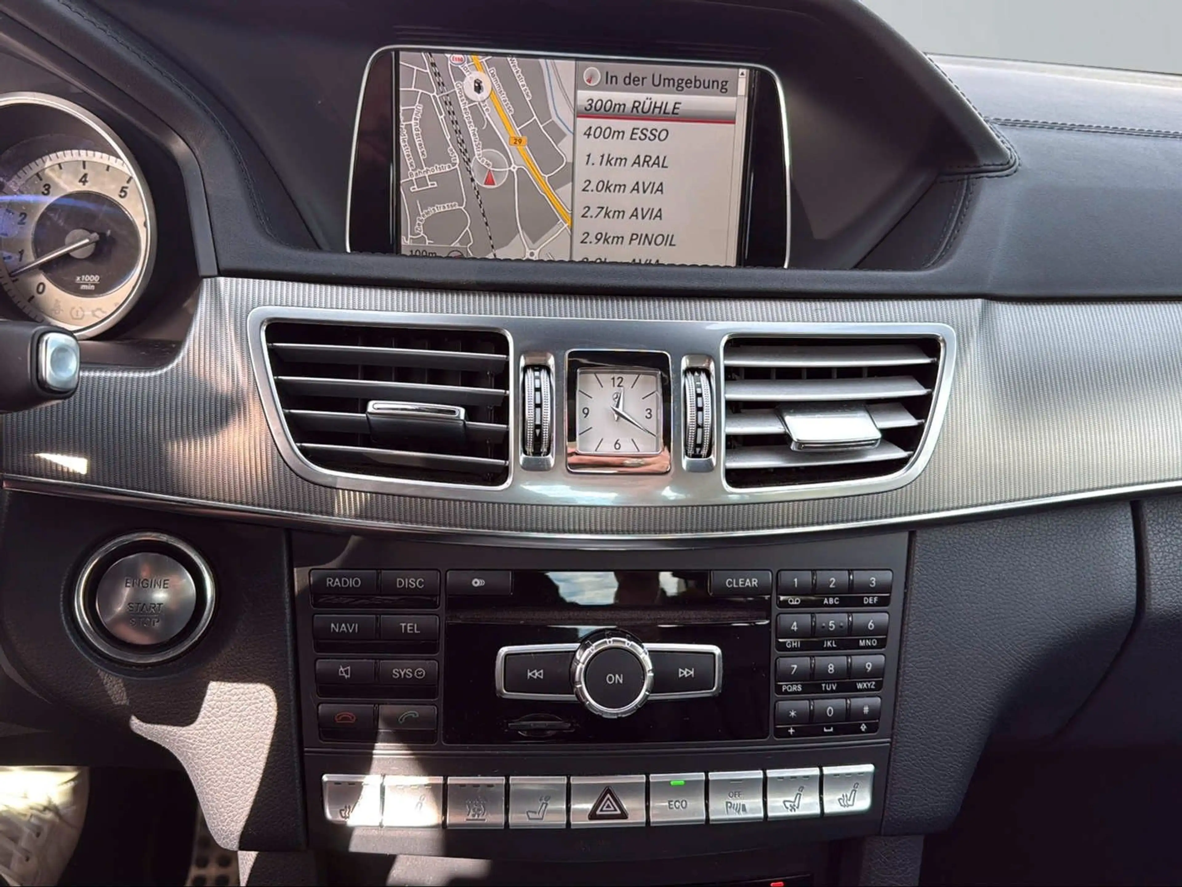 Mercedes-Benz E 400 4MATIC | PRE-SAFE | Komfort-Fahrwerk | NEC — photo 11