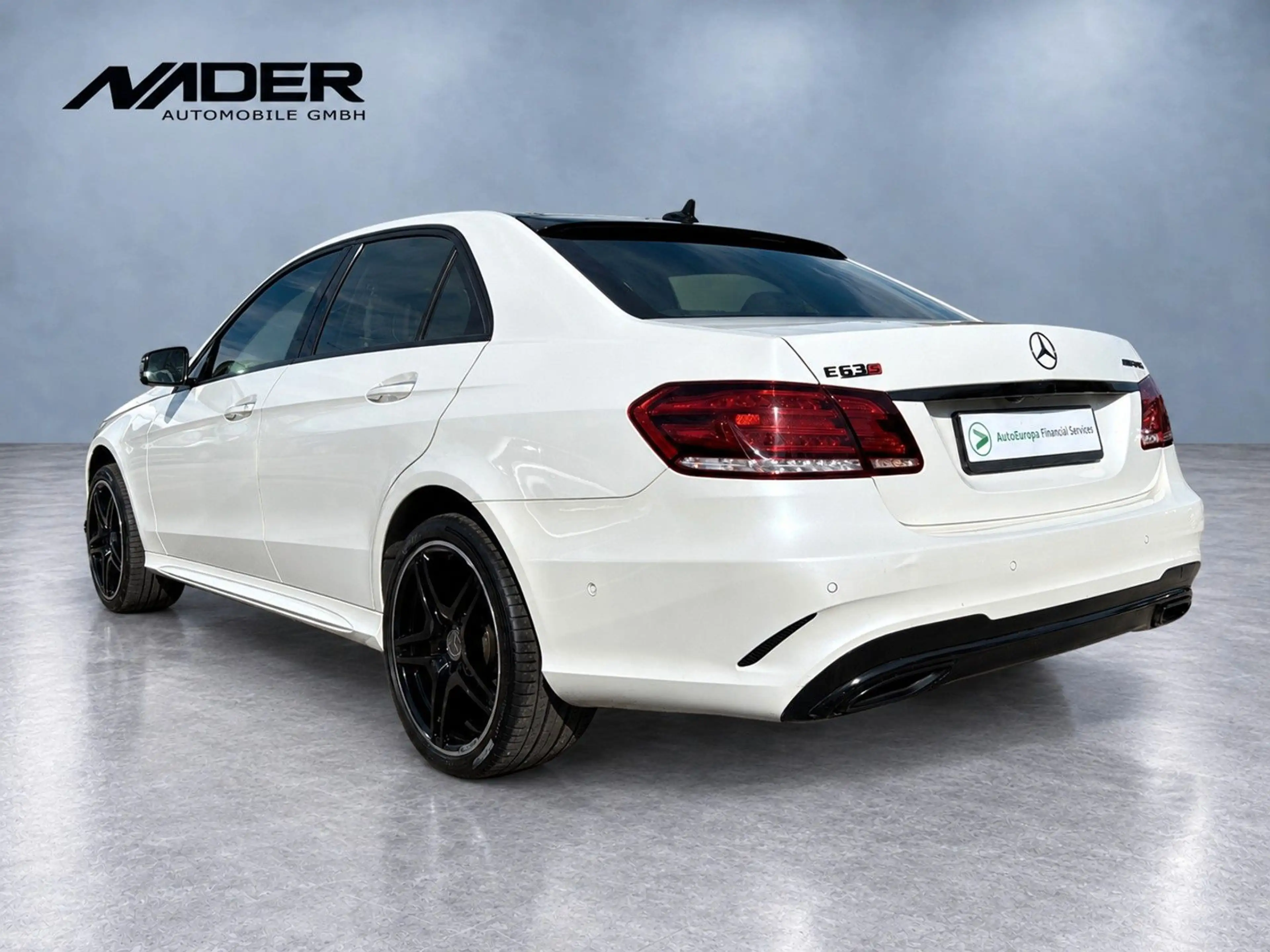Mercedes-Benz E 400 4MATIC | PRE-SAFE | Komfort-Fahrwerk | NEC — photo 3