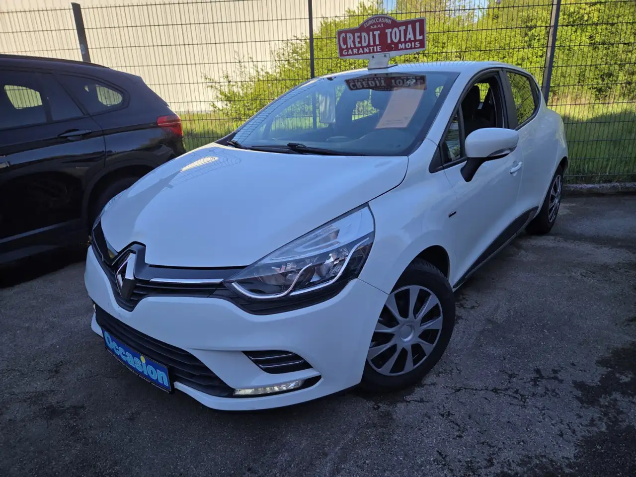 Renault Clio IV TREND ESSENCE