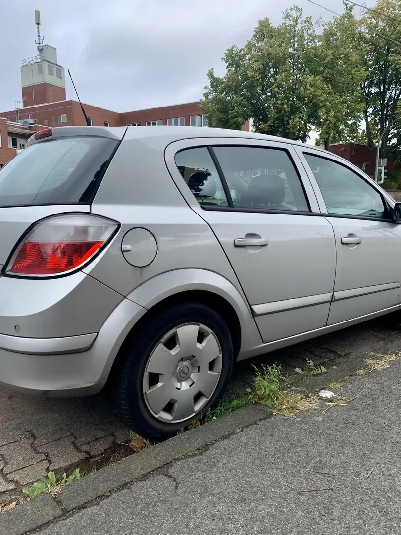 Opel Astra 1.6 - 2