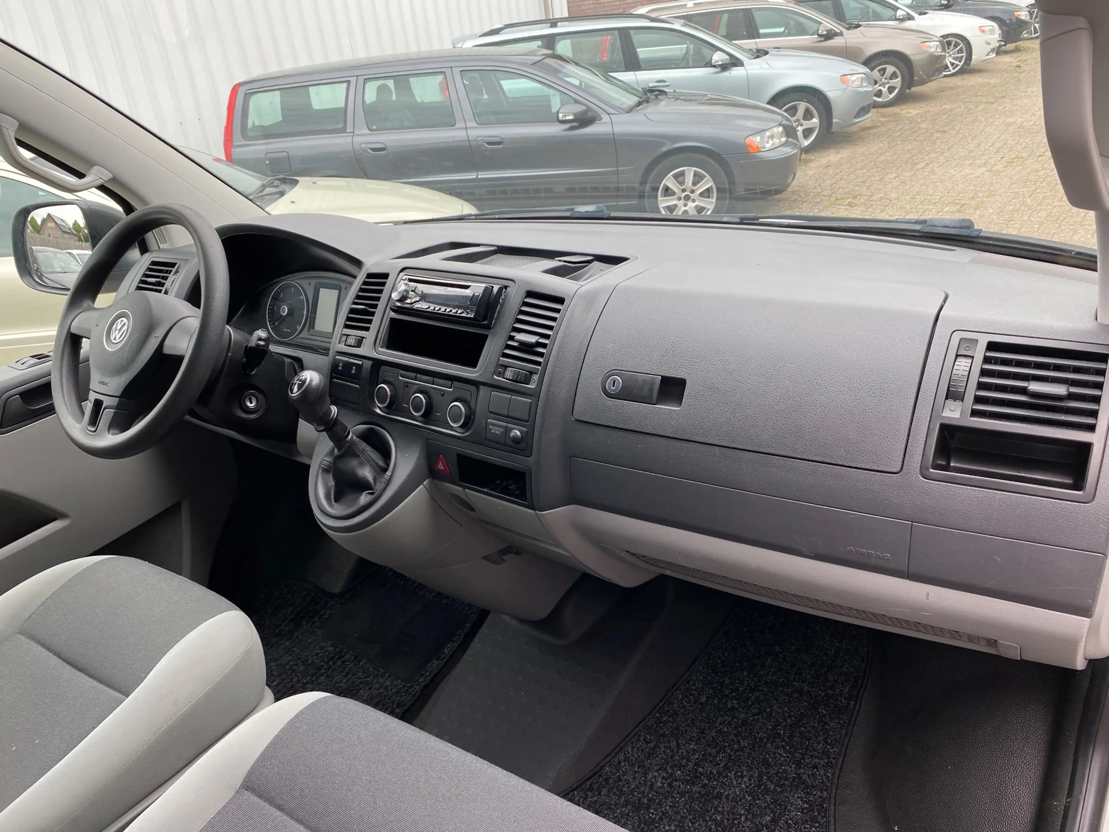 Volkswagen Transporter 2.0 TDI L1H1 BM AIRCO / CRUISE / IMPRIAAL — photo 15