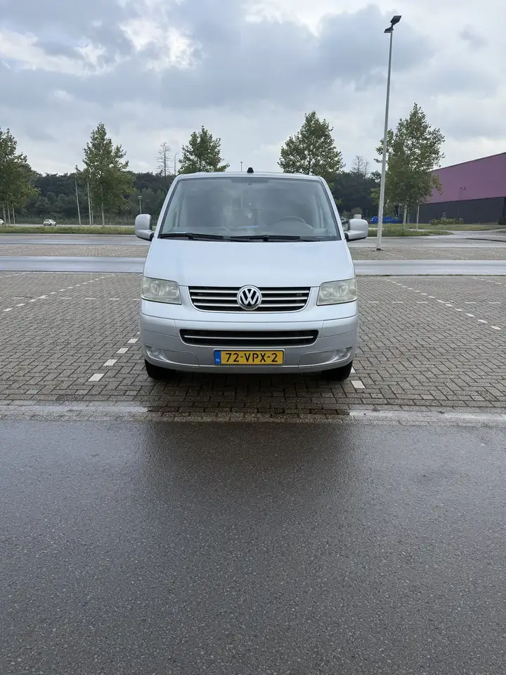 Volkswagen T5
