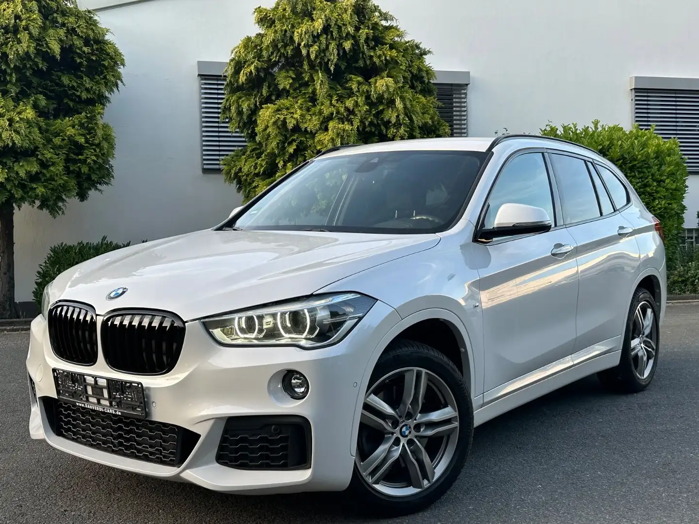 BMW X1 xDrive 20d*M-SPORTPAKET*HEAD-UP*120-TKM* Blanco - 1