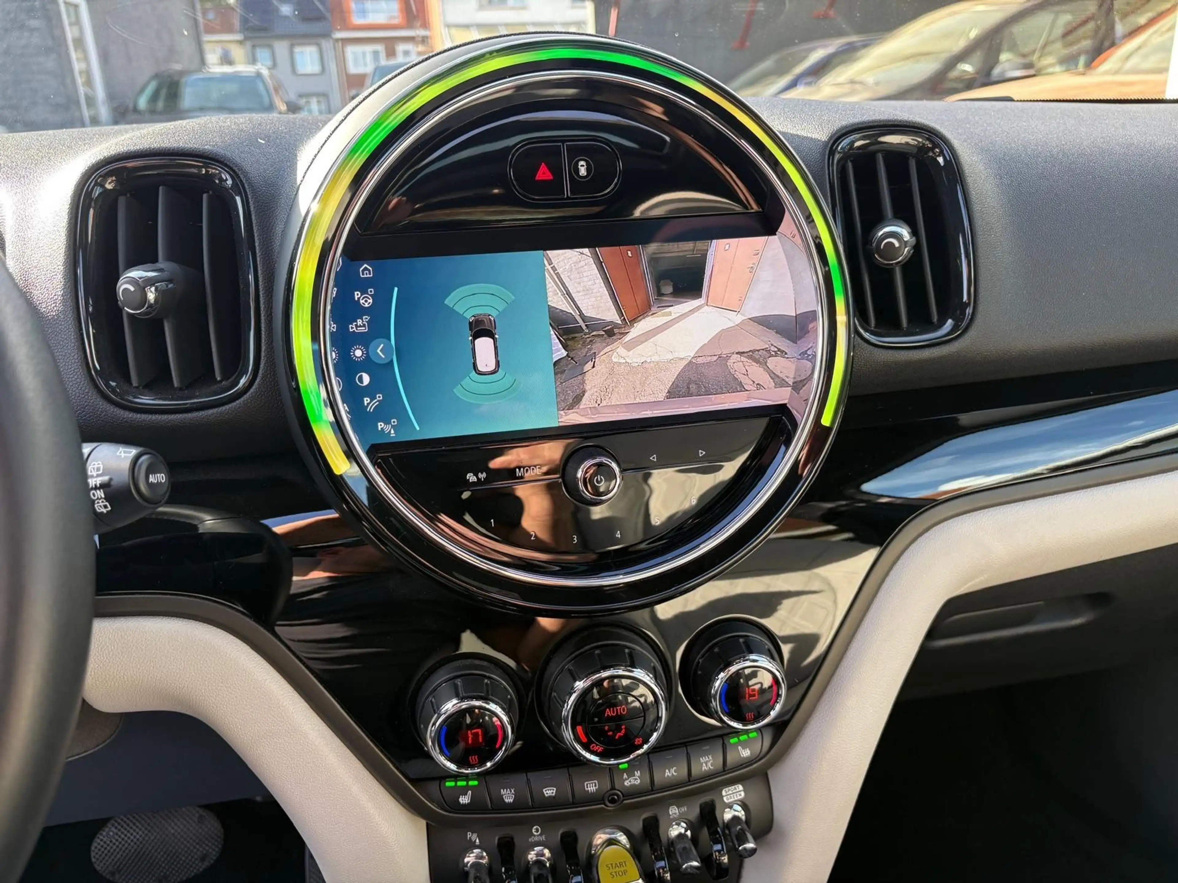 MINI Cooper SE Countryman 1.5A PHEV SE ALL4 | | TOIT PANO | H&K | CAMERA — photo 12