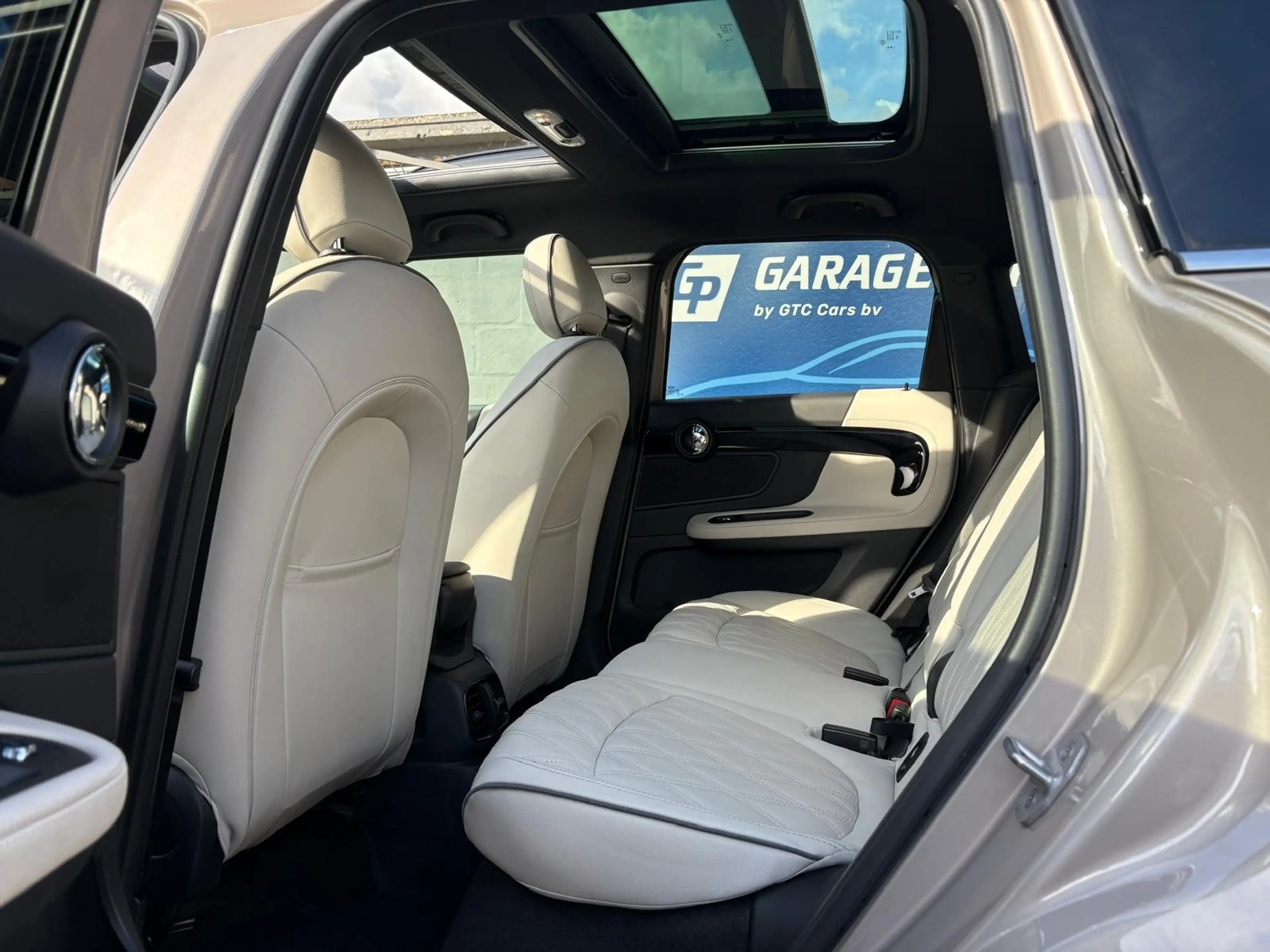 MINI Cooper SE Countryman 1.5A PHEV SE ALL4 | | TOIT PANO | H&K | CAMERA — photo 11