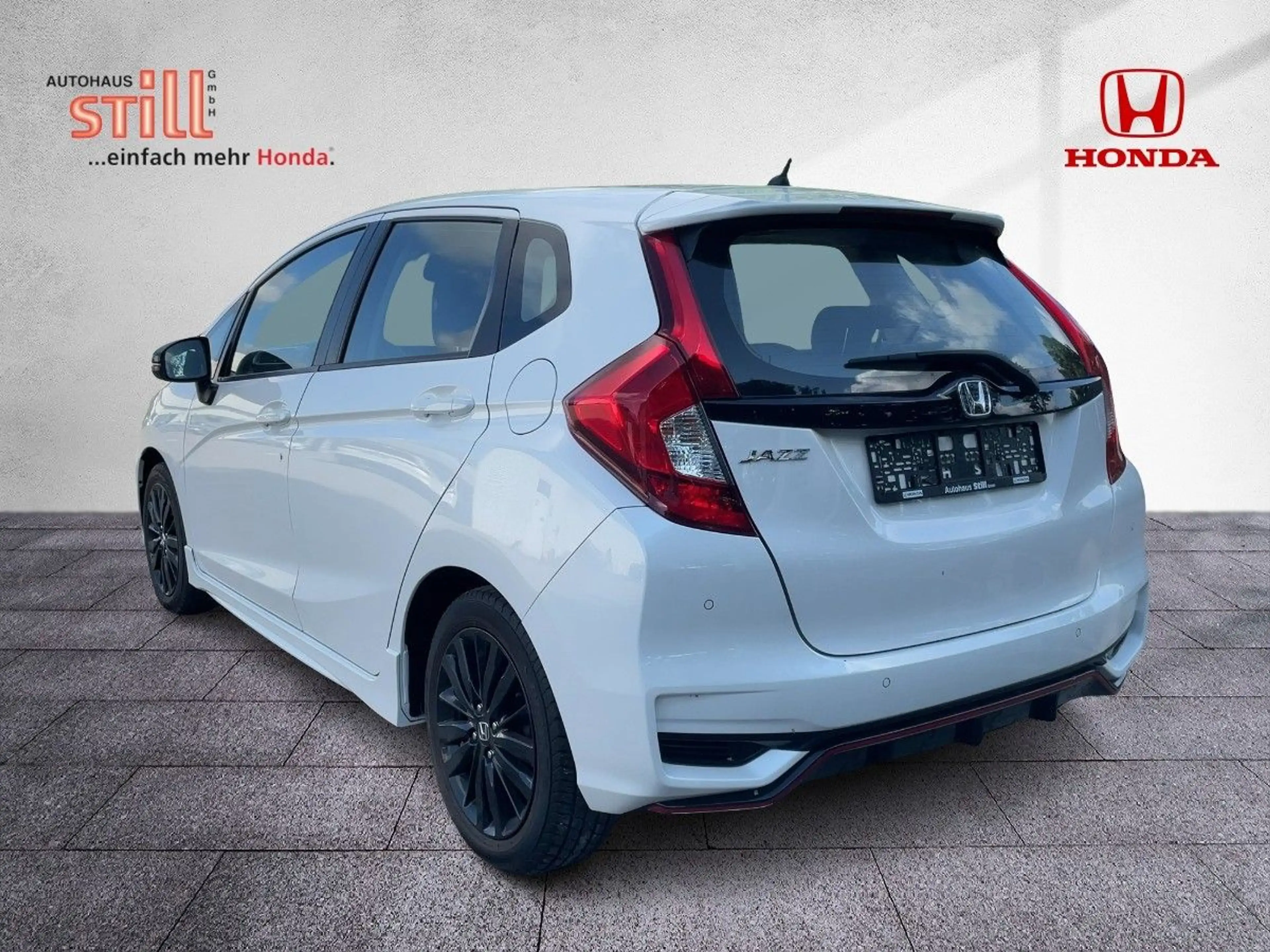 Honda Jazz 1.5 i-VTEC Dynamic Automatik LED+SHZ+LM — photo 4