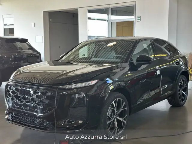 Audi Q3 main image